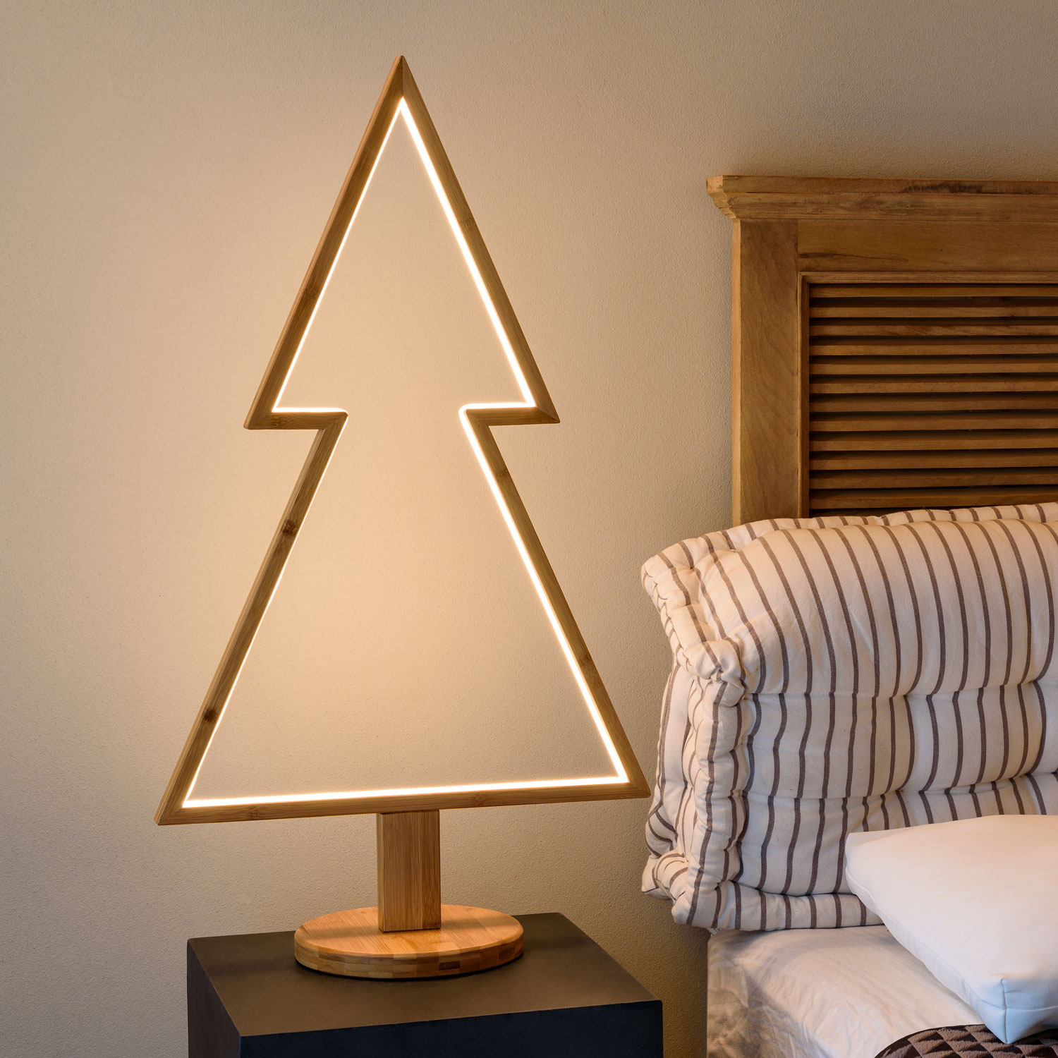 Abeto navideño de madera natural con base, 90 cm, led blanco cálido Abeto navideño de madera natural con base, 90 cm, led blanco cálido