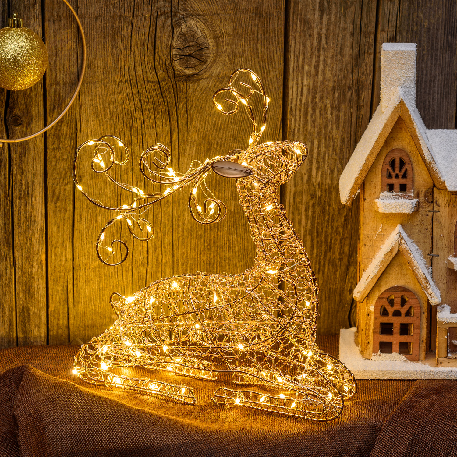 Rentier aus Metalldraht h 30 cm, MicroLEDs warmweiß 4 Rentier aus Metalldraht h 30 cm, MicroLEDs warmweiß 4