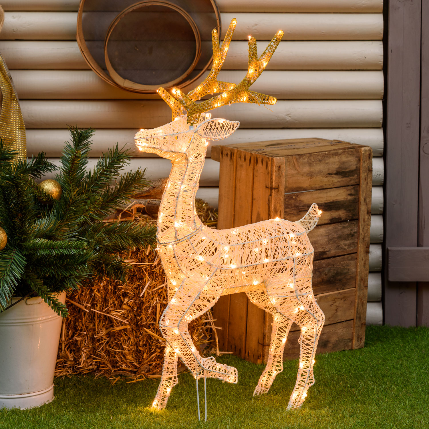 Renna con zampa alzata 3D Light Cream & Brown h 85 cm, 120 led bianco extra caldo Renna con zampa alzata 3D Light Cream & Brown h 85 cm, 120 led bianco extra caldo