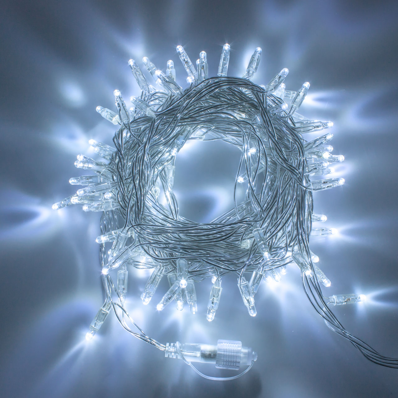 Lichterkette 10 m, 96 Maxi LEDs kaltweiß, transparentes Kabel, erweiterbar Lichterkette 10 m, 96 Maxi LEDs kaltweiß, transparentes Kabel, erweiterbar