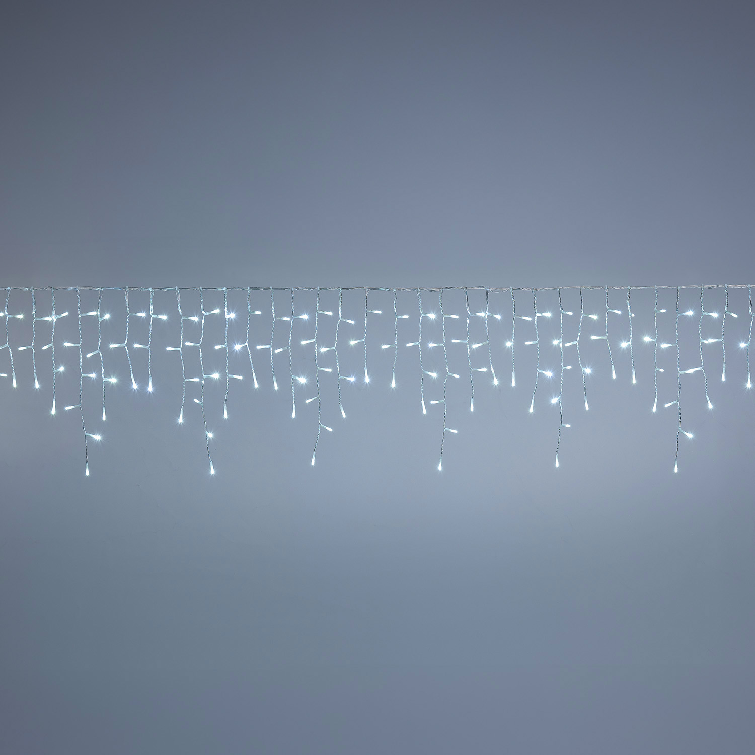 Estalactita Connect+ 2 x h 0,36 m, 160 led blanco frío, cable transparente, prolongable 3 Estalactita Connect+ 2 x h 0,36 m, 160 led blanco frío, cable transparente, prolongable 3