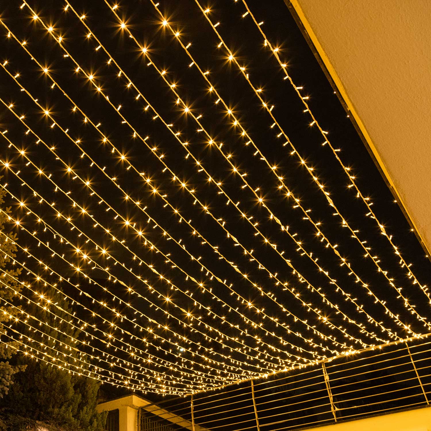 Lichterkette 20 m, 200 warmweiße MaxiLEDs , weißes Kabel, erweiterbar, IP67 2