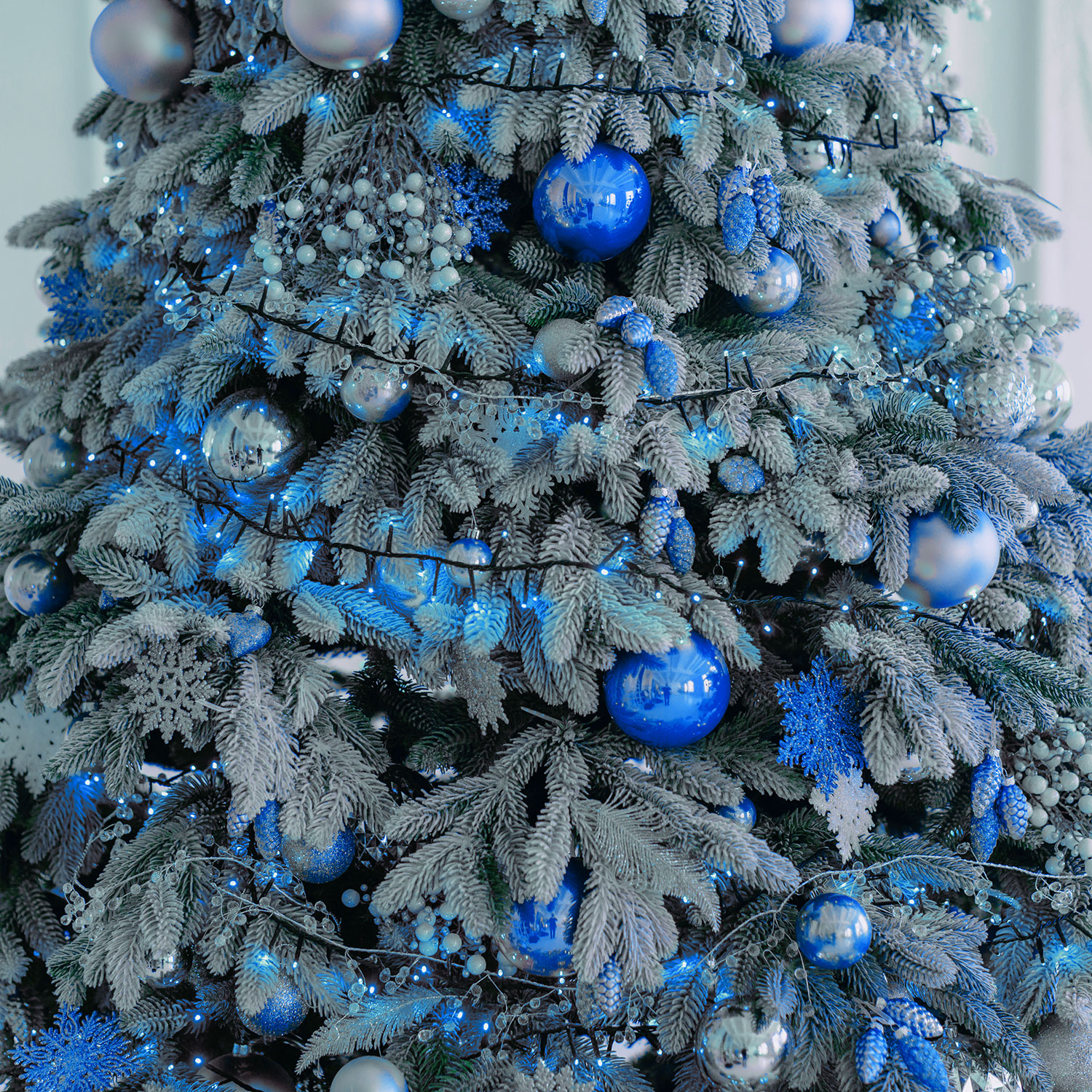 MiniCluster Lichterkette 20 m, 1000 Mini LEDs blau und kaltweiß, grünes Kabel 3 MiniCluster Lichterkette 20 m, 1000 Mini LEDs blau und kaltweiß, grünes Kabel 3