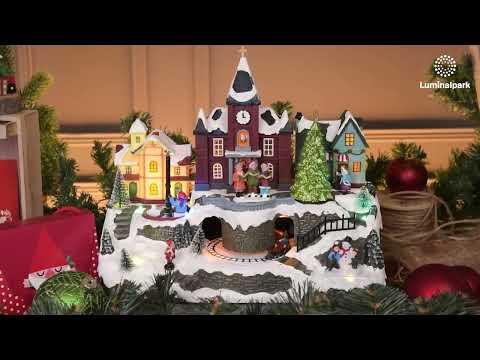 Verschneites Dorf mit Kirche und Zug, Baum und bewegenden Kinderkarussell, h 27 cm, Weihnachtslieder 2