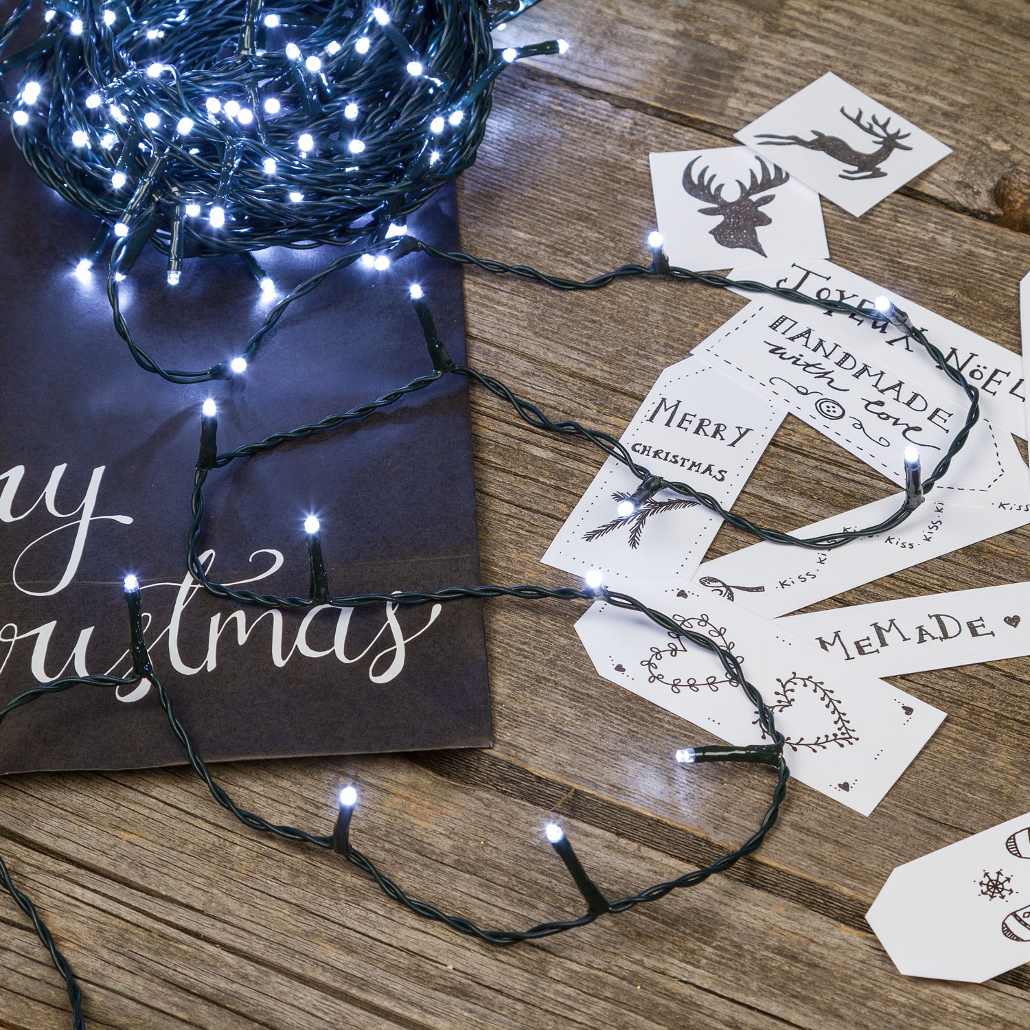 Lichterkette 25,7 m, 360 MiniLEDs kaltweiß, grünes Kabel Lichterkette 25,7 m, 360 MiniLEDs kaltweiß, grünes Kabel