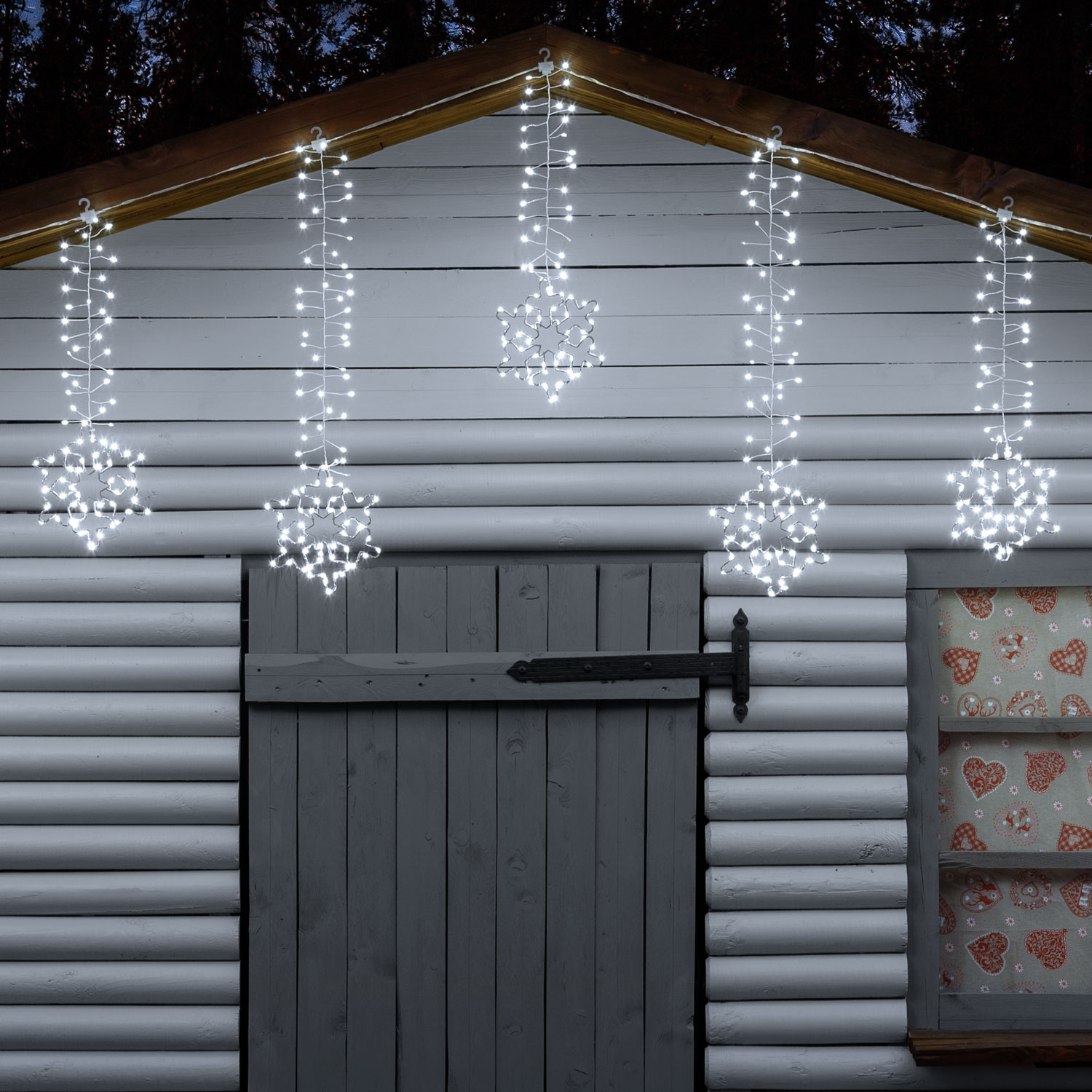 Stalattite decorata con cristalli di neve 3,2 x h 0,8 m, 728 microled bianco freddo 1 Stalattite decorata con cristalli di neve 3,2 x h 0,8 m, 728 microled bianco freddo 1