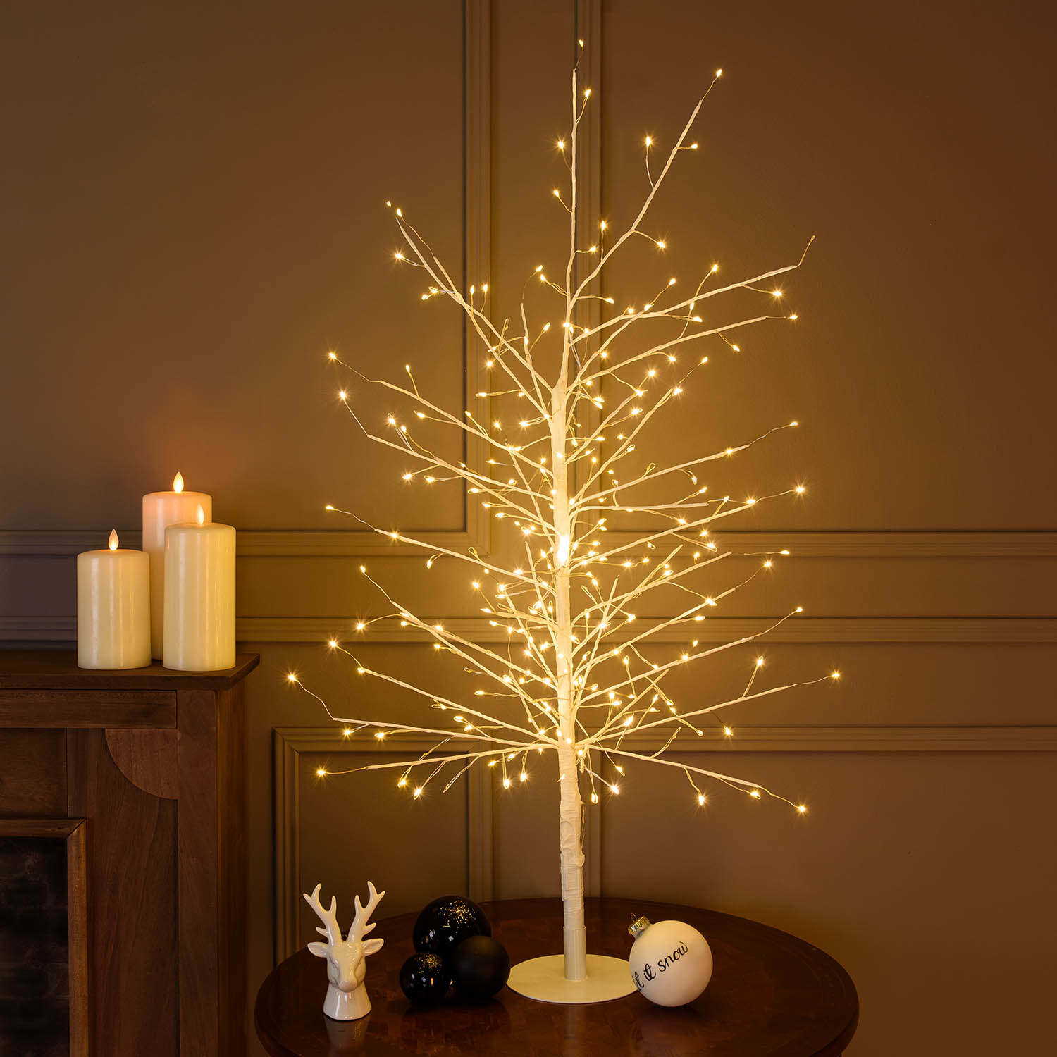 Arbre Branche de Tilleul blanc h 0,9 m, 240 microled blanc chaud, intérieur Arbre Branche de Tilleul blanc h 0,9 m, 240 microled blanc chaud, intérieur