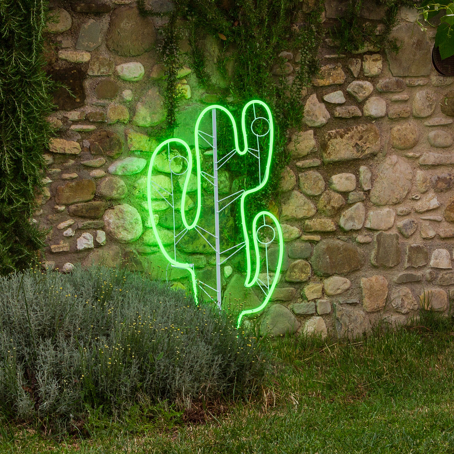 Cactus décoratif en tube néon vert h 1,20 cm Cactus décoratif en tube néon vert h 1,20 cm