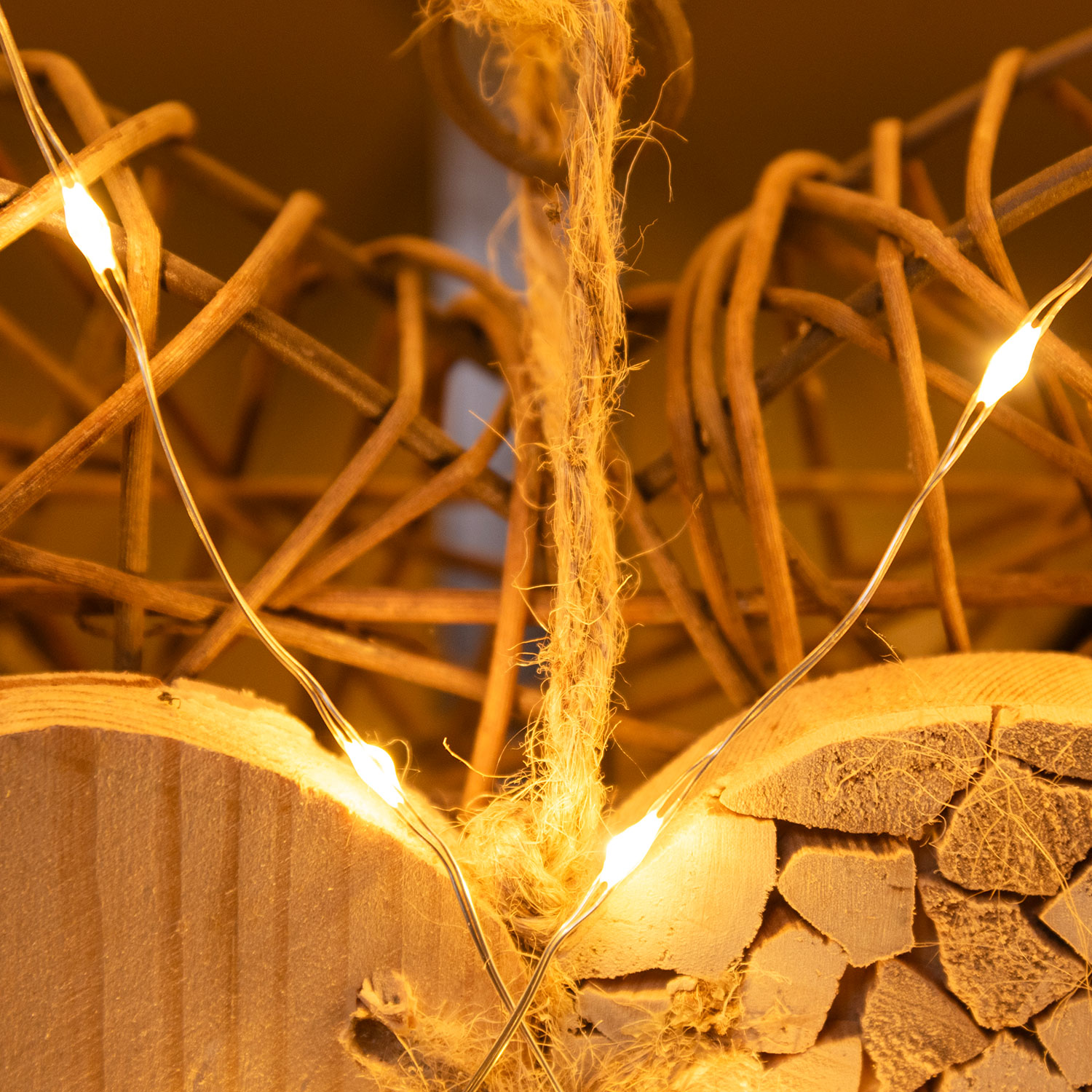 Cascades de lumières 3 m, 900 microled blanc chaud et blanc froid, câble argenté 3 Cascades de lumières 3 m, 900 microled blanc chaud et blanc froid, câble argenté 3