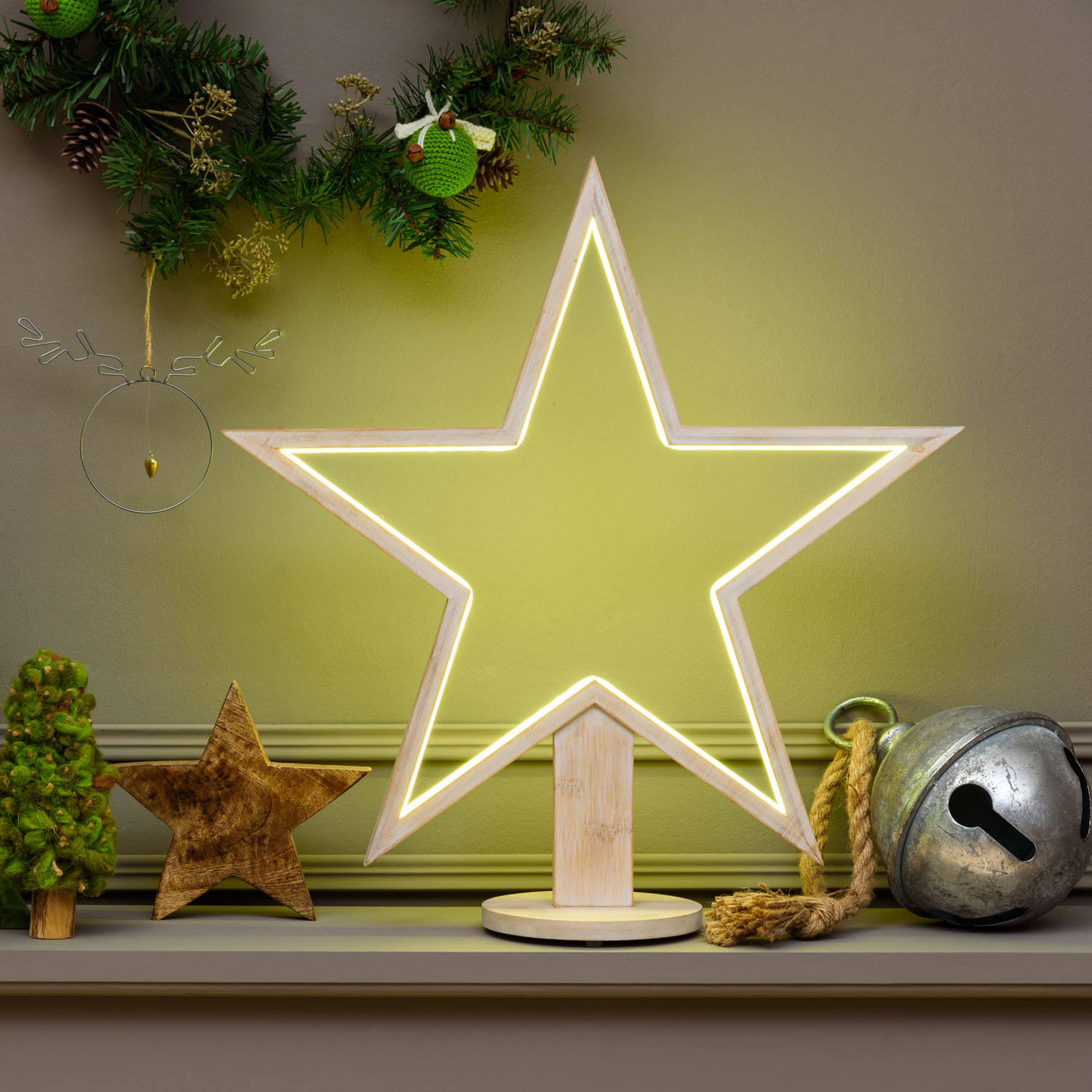 Étoile avec base en bois blanchi, 55 cm, led RGB et Blanc Chaud 6 Étoile avec base en bois blanchi, 55 cm, led RGB et Blanc Chaud 6