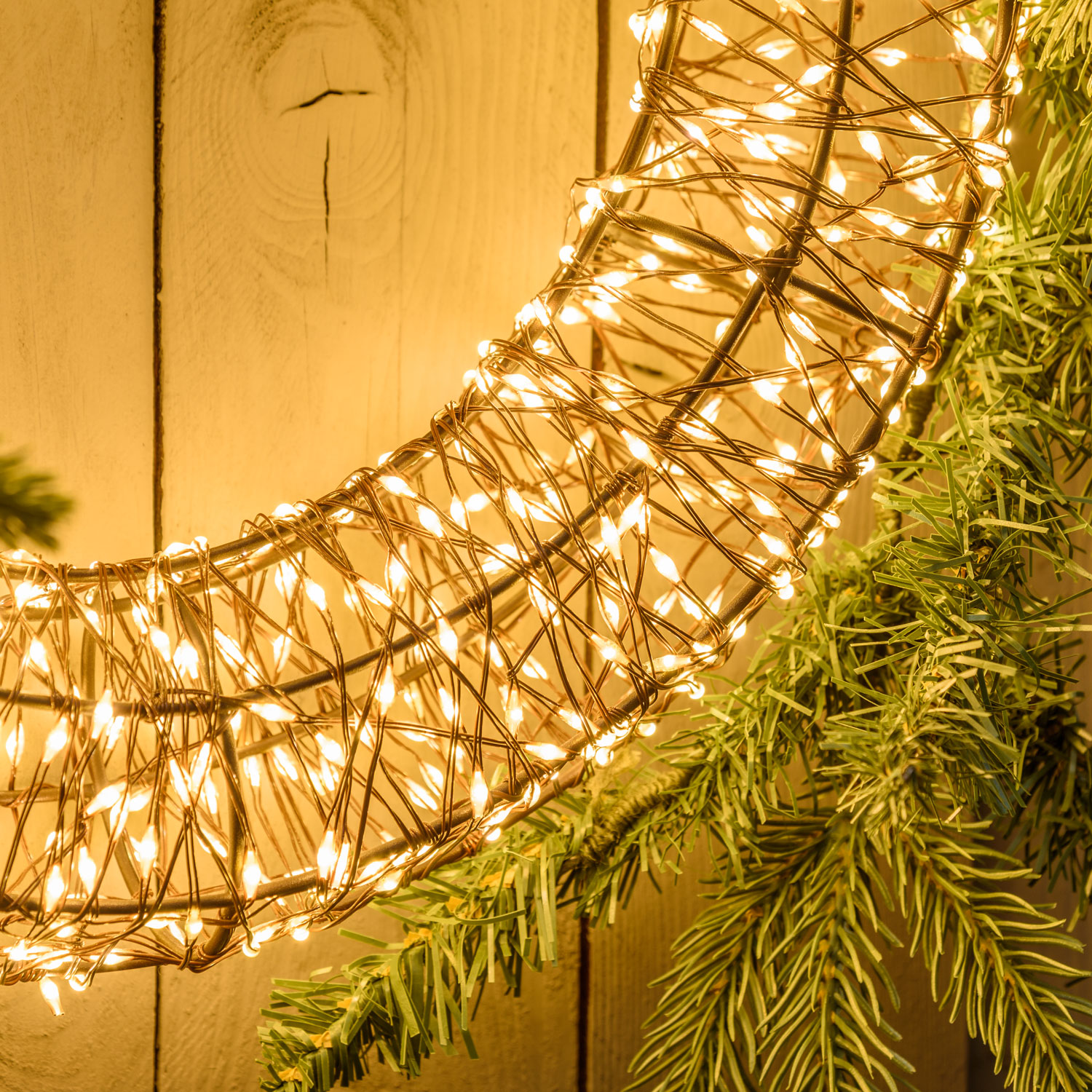 Corona 3D, Ø 35 cm, 1000 Micro led bianco caldo e bianco freddo, uso interno 2 Corona 3D, Ø 35 cm, 1000 Micro led bianco caldo e bianco freddo, uso interno 2