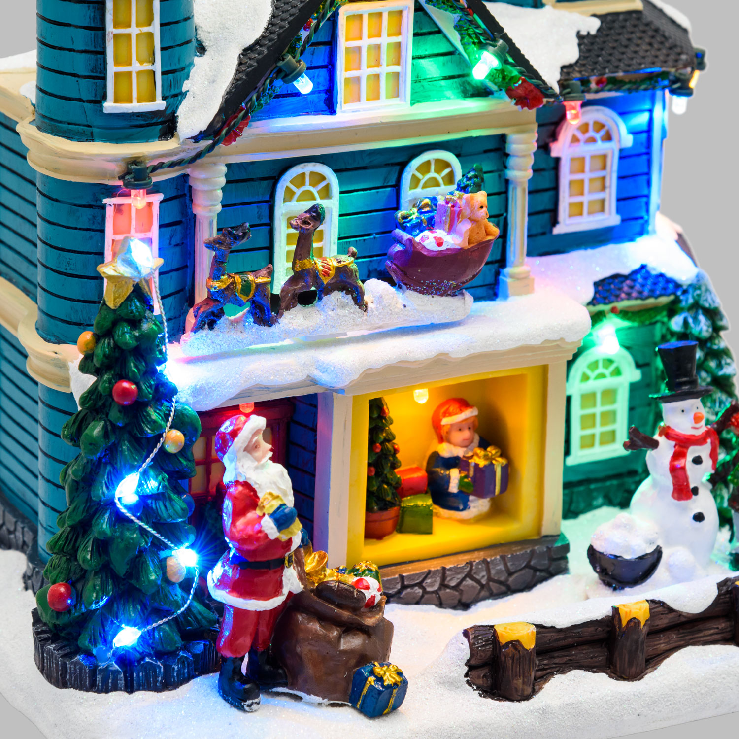 Pueblo de Navidad, Casa navideña, Trineo con movimiento y Árbol Navidad RGB, h 23 cm, villancicos 8 Pueblo de Navidad, Casa navideña, Trineo con movimiento y Árbol Navidad RGB, h 23 cm, villancicos 8