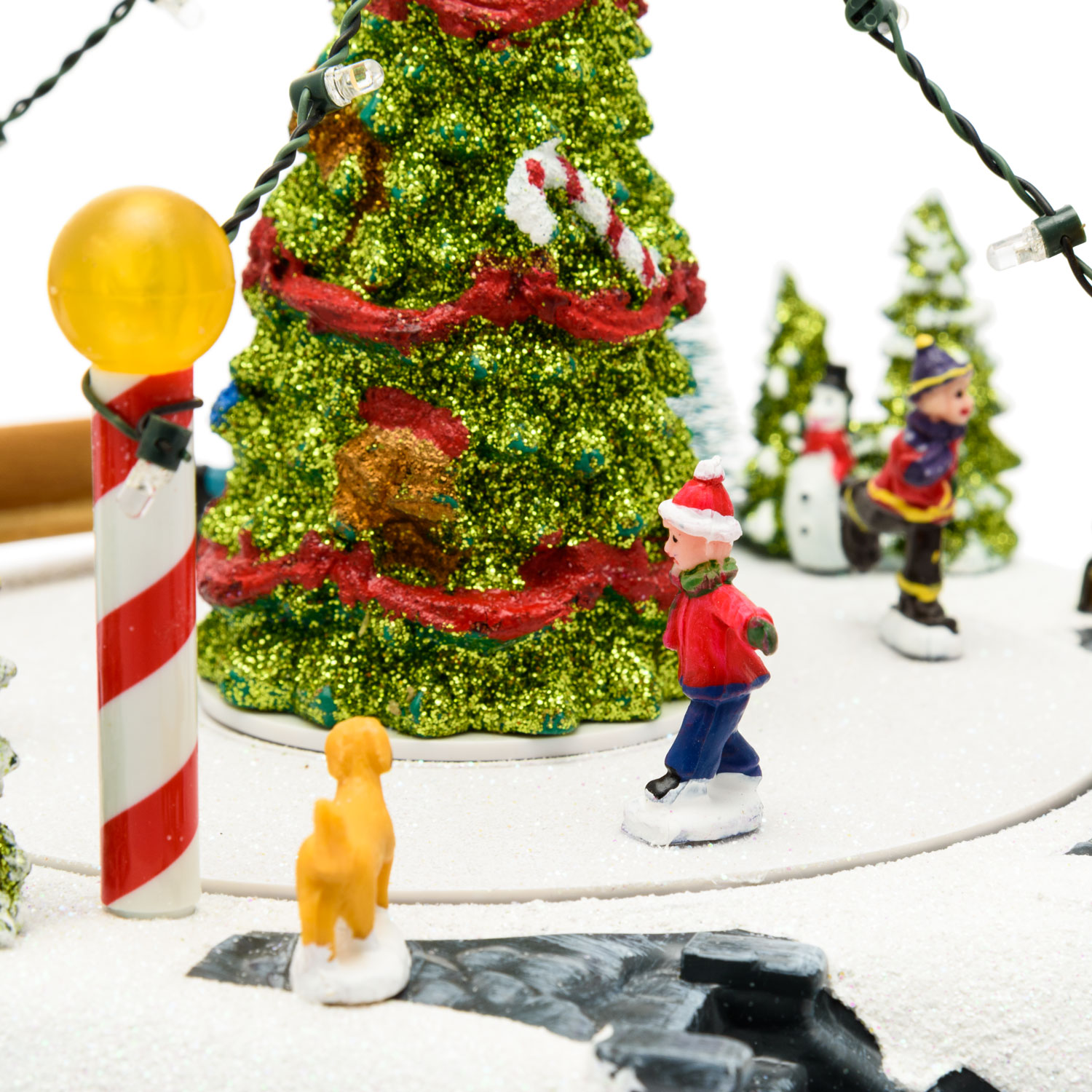 Weihnachtsdorf, Berglandschaft mit Schlittschuhläufern, Weihnachtslieder 4 Weihnachtsdorf, Berglandschaft mit Schlittschuhläufern, Weihnachtslieder 4