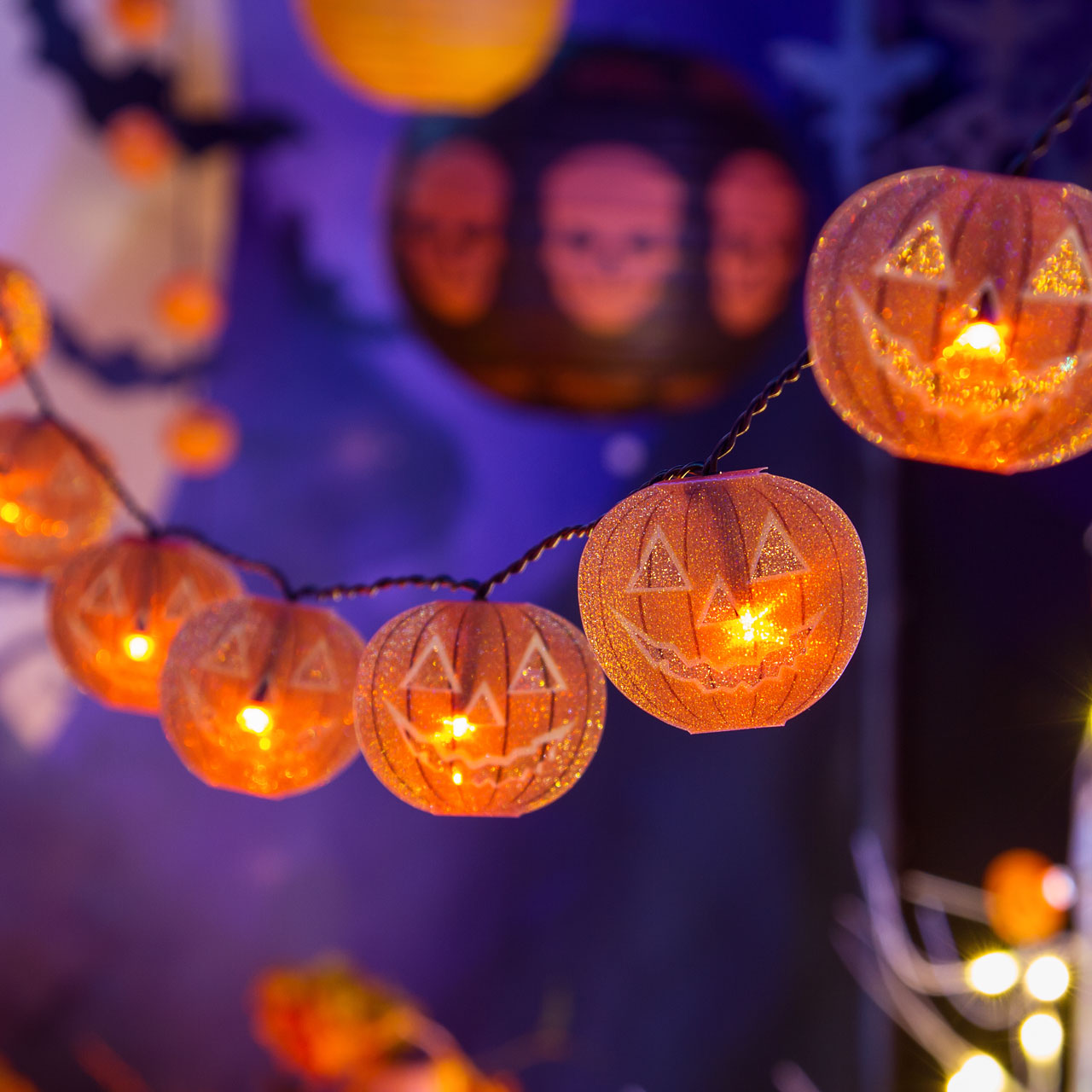 1.35m 10 Glitter Pimpkins Halloween Battery String Lights 2 1.35m 10 Glitter Pimpkins Halloween Battery String Lights 2