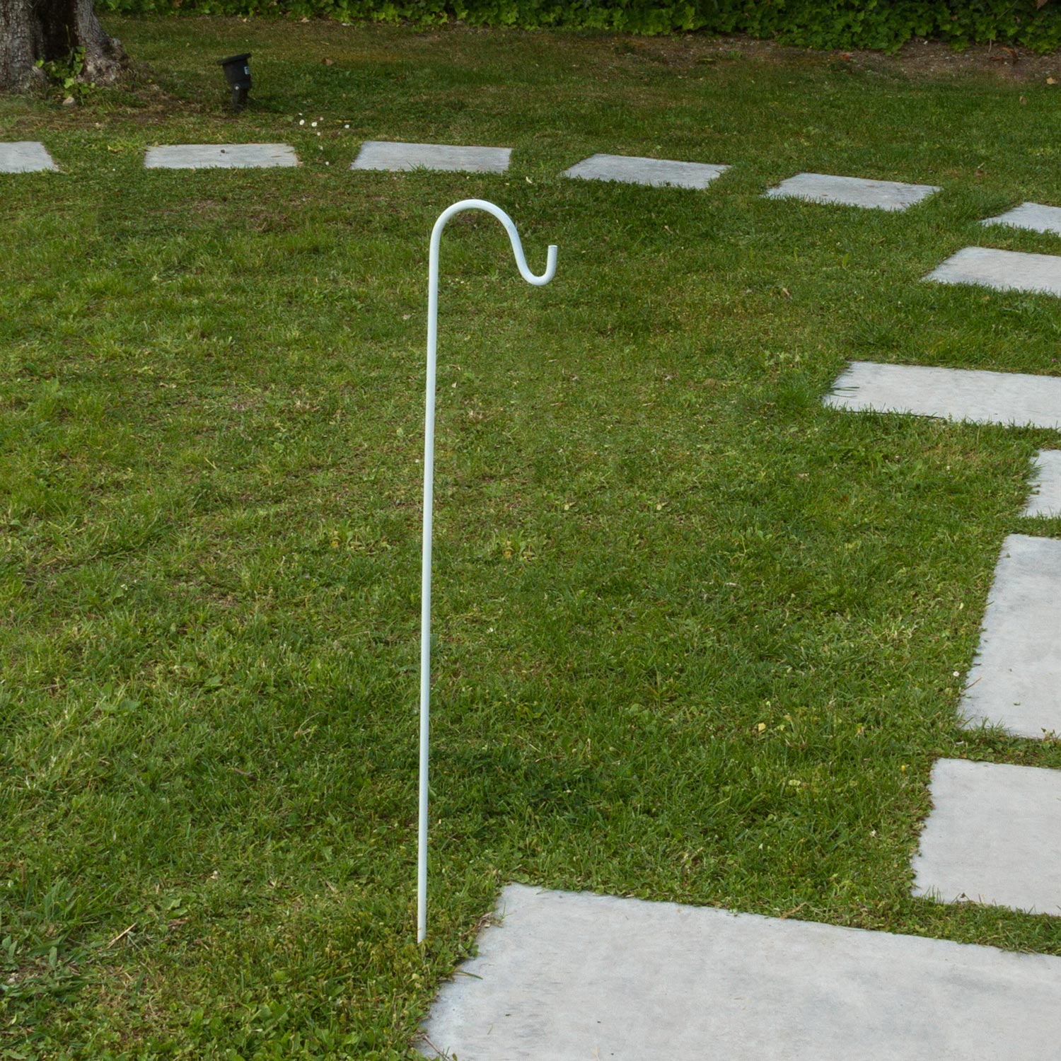 4 tiges porte lanterne en métal blanc, h 110 cm 9 4 tiges porte lanterne en métal blanc, h 110 cm 9