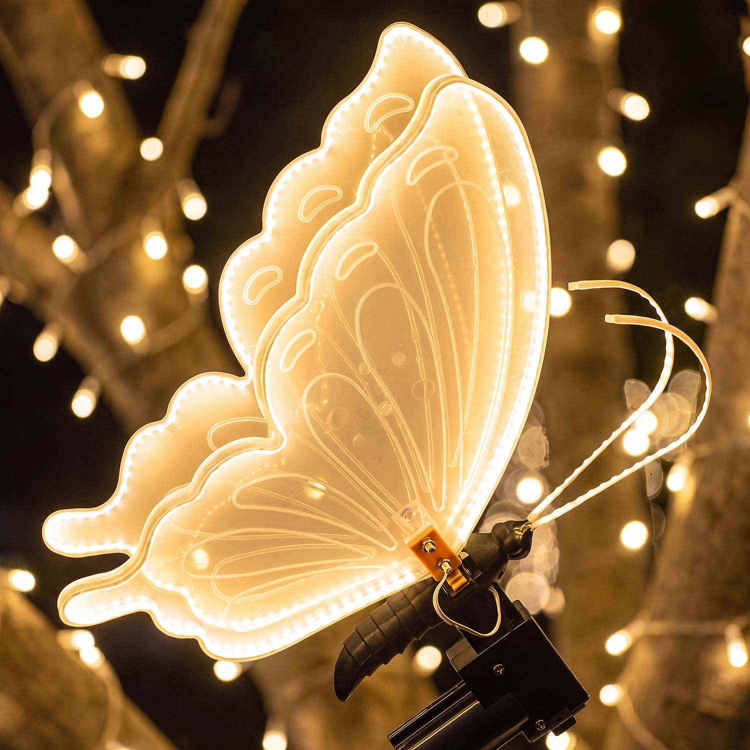 Papillon en tube ultralumineux, 60 cm, 312 led blanc chaud, avec mouvement des ailes 1