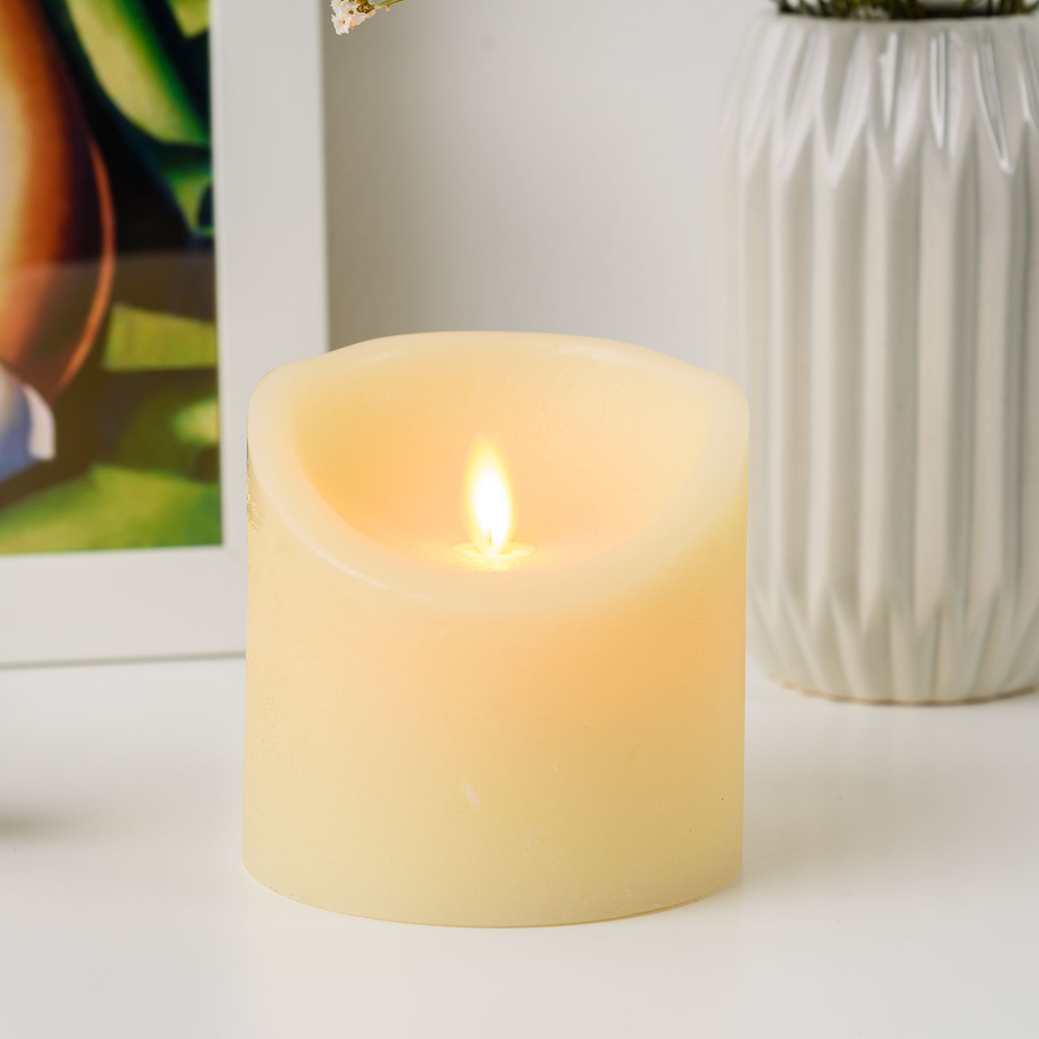 Ivory rough wax Candle, h 10 cm 1 Ivory rough wax Candle, h 10 cm 1