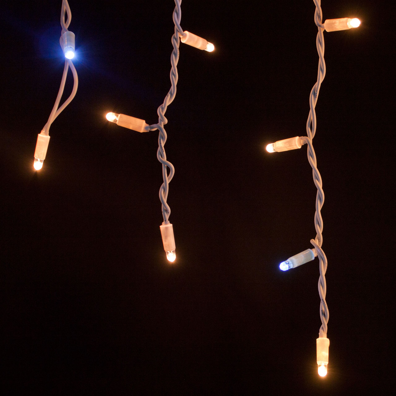 Stalactite 3 x h. 0,5 m, 114 MaxiLED blanc chaud et blanc froid, IP67 5 Stalactite 3 x h. 0,5 m, 114 MaxiLED blanc chaud et blanc froid, IP67 5