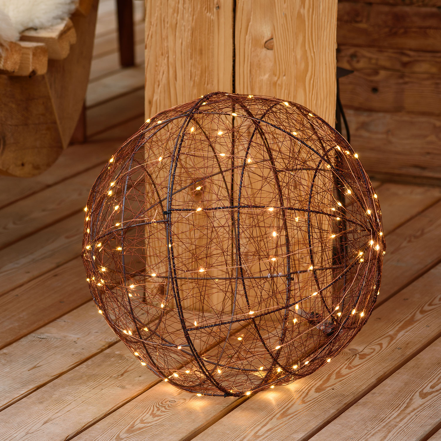 3D Sphere in Brown Metal Christmas Figure, Ø 45cm, 240 Warm White MicroLEDs 3D Sphere in Brown Metal Christmas Figure, Ø 45cm, 240 Warm White MicroLEDs