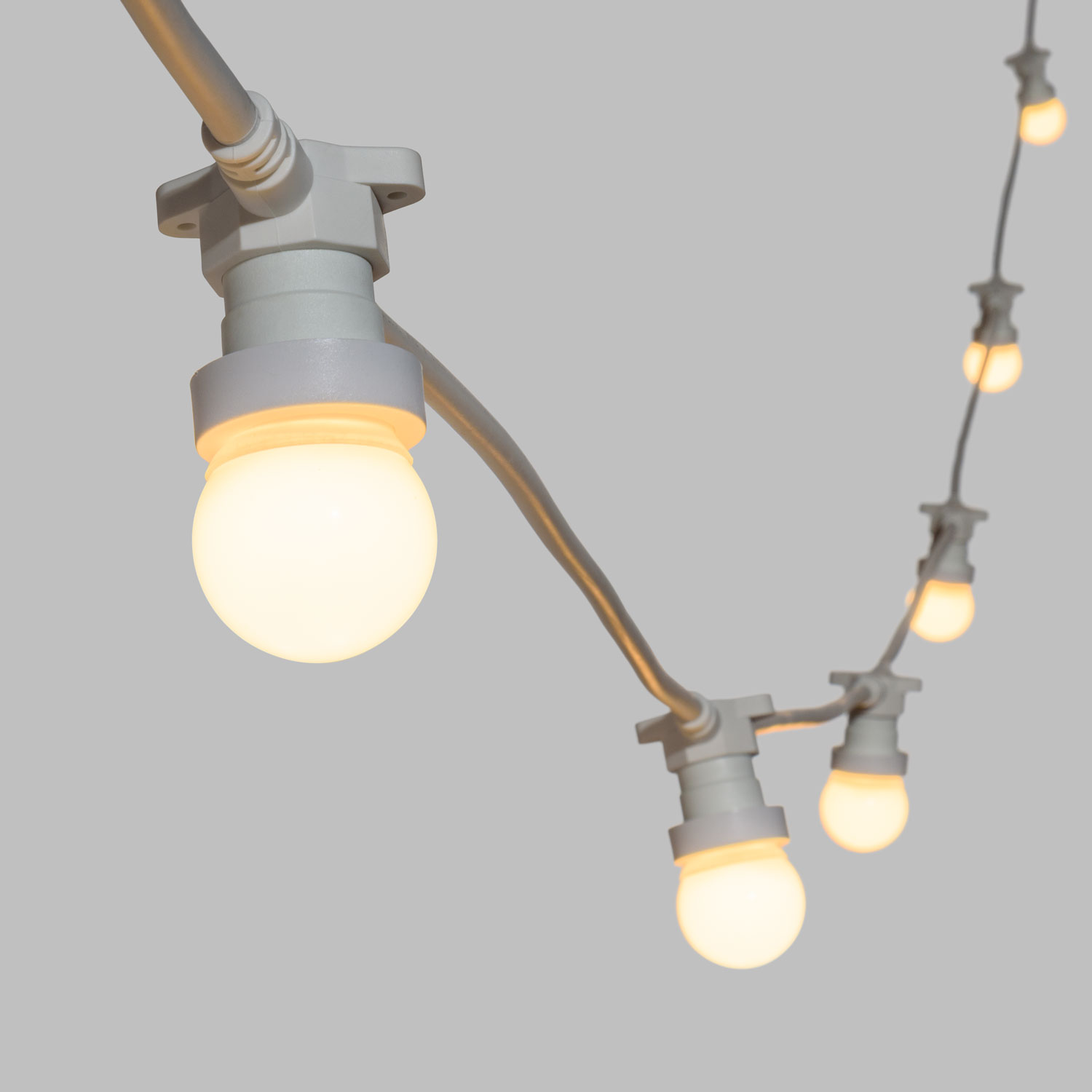 5m Lichterkette, 16 LED Globo weiße Birnen aus Plastik 1,2 Watt Ø 45 mm, erweiterbar 3 5m Lichterkette, 16 LED Globo weiße Birnen aus Plastik 1,2 Watt Ø 45 mm, erweiterbar 3