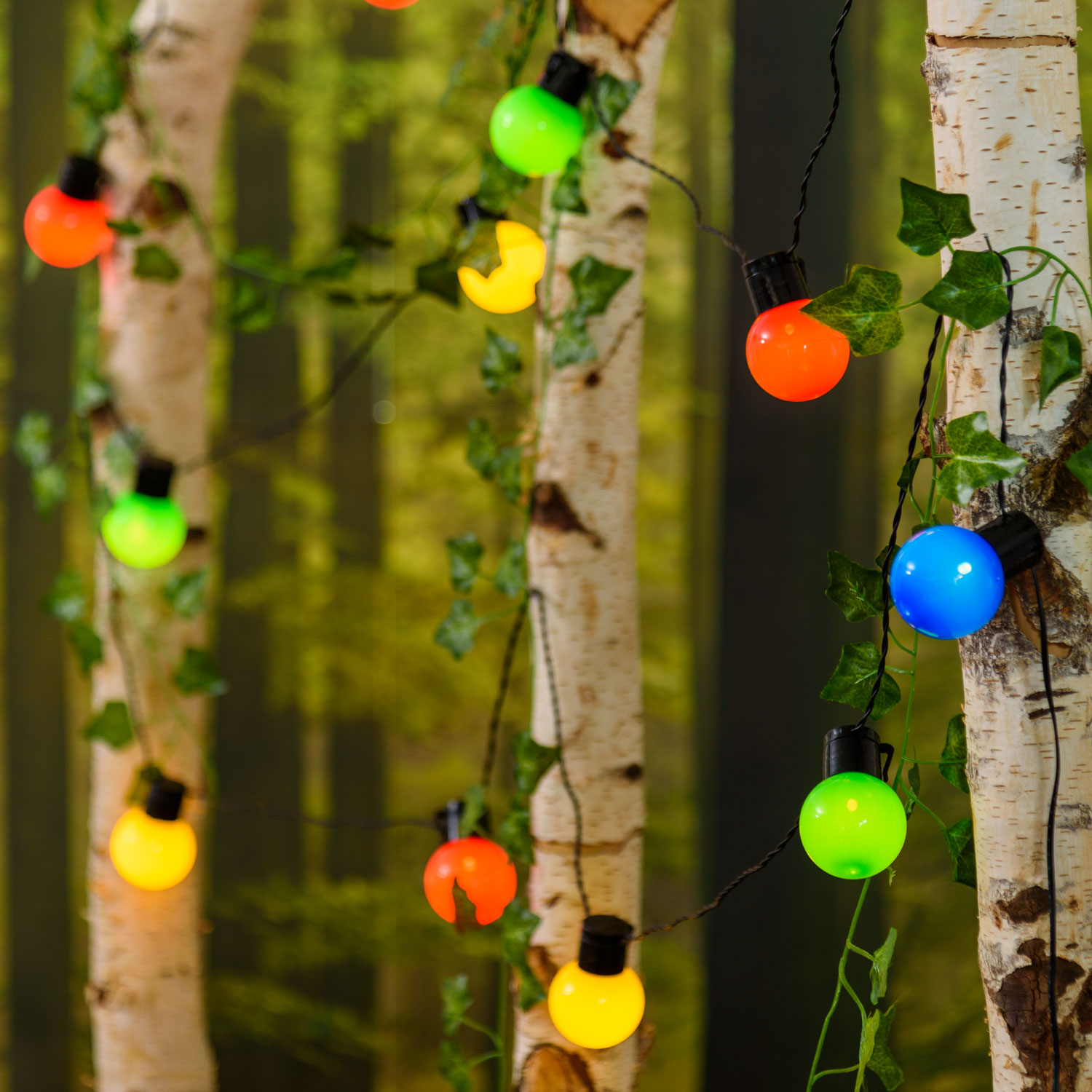 Solar Party-Lichterkette 6 m, 15 bunte Globo-Birnen Ø 50 mm, warmweiß 9 Solar Party-Lichterkette 6 m, 15 bunte Globo-Birnen Ø 50 mm, warmweiß 9