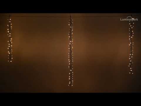 Cascata di luci a 3 nastri, 288 led bianco caldo, cavo verde, prolungabile 2 Cascata di luci a 3 nastri, 288 led bianco caldo, cavo verde, prolungabile 2