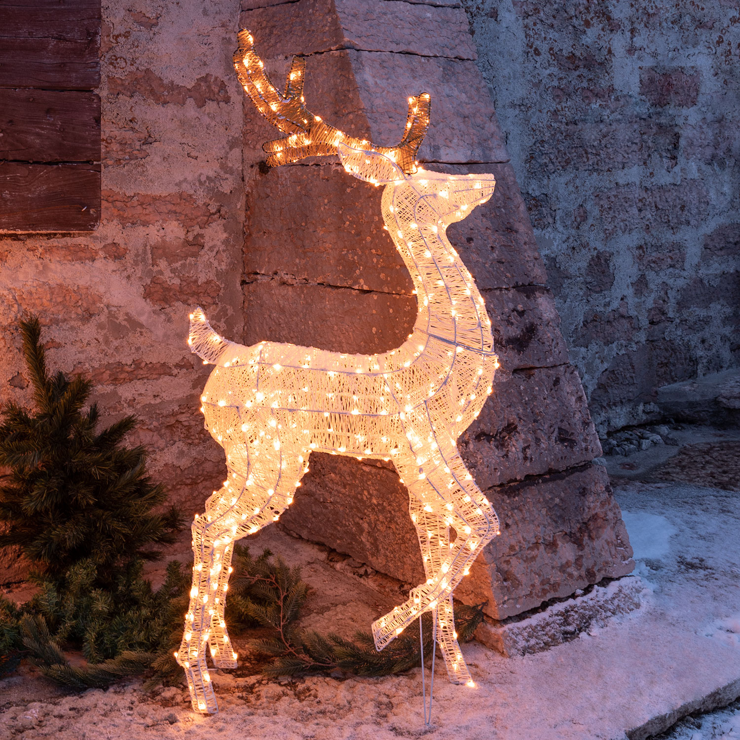 Renne Cream & Brown h 160 cm, patte levée, led blanc chaud traditionnel Renne Cream & Brown h 160 cm, patte levée, led blanc chaud traditionnel