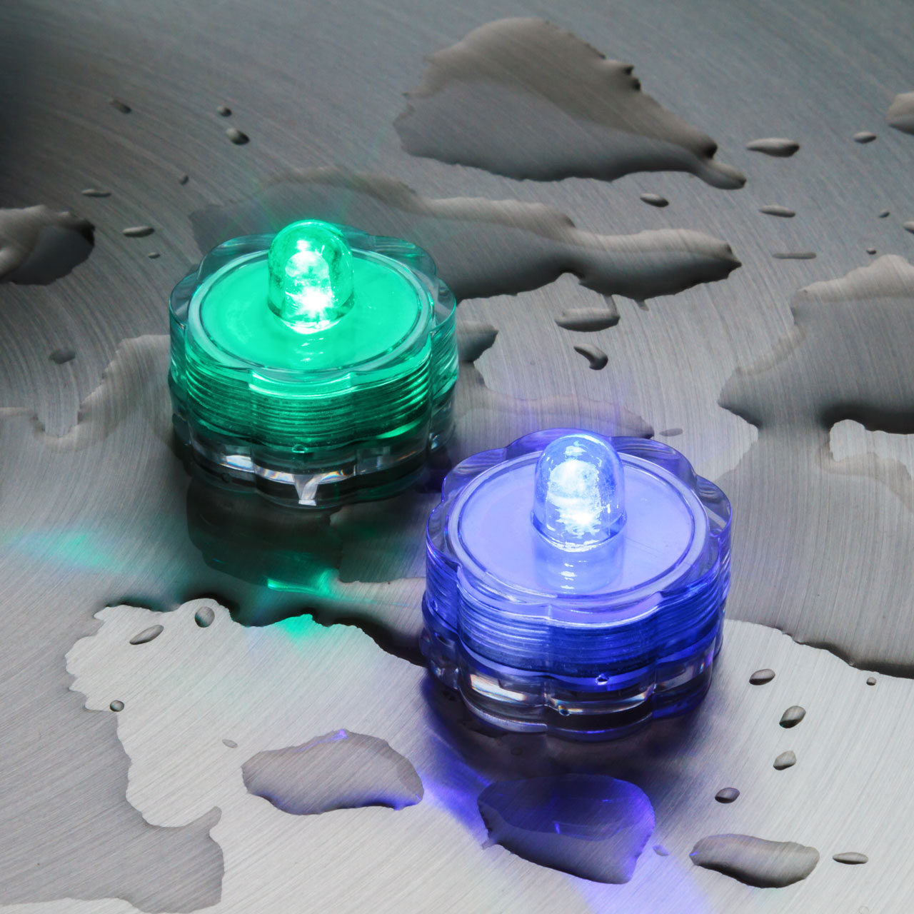 2 LED-Teelichter mit Batterie, farbwechselnd 1 2 LED-Teelichter mit Batterie, farbwechselnd 1