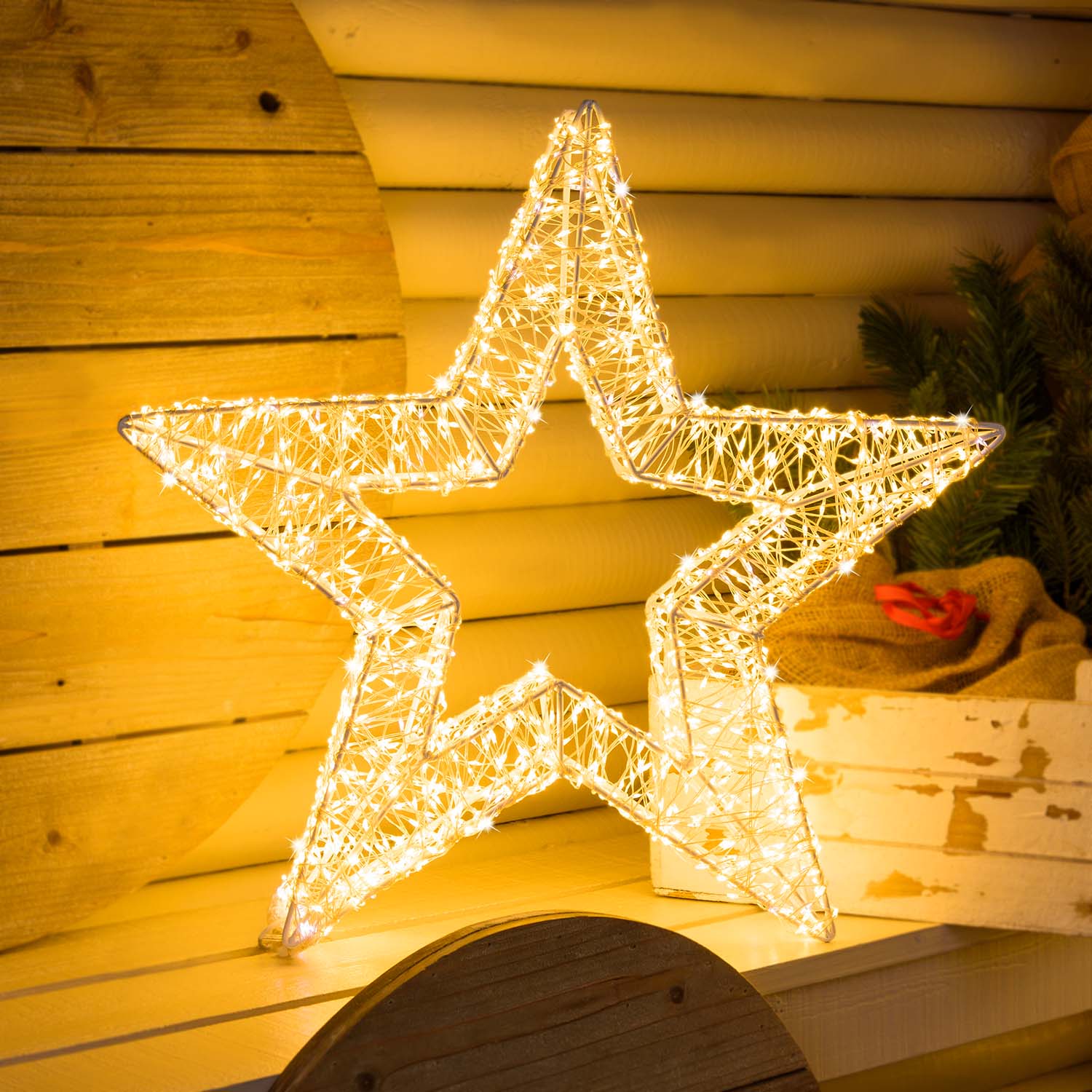 Étoile Blanche en 3D, Ø 55 cm, 2000 Microled haute densité blanc chaud et froid, utilisation en intérieur Étoile Blanche en 3D, Ø 55 cm, 2000 Microled haute densité blanc chaud et froid, utilisation en intérieur