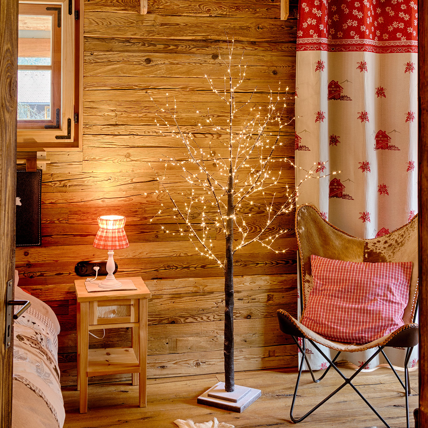 Albero luminoso con 600 microled bianco caldo 1 Albero luminoso con 600 microled bianco caldo 1