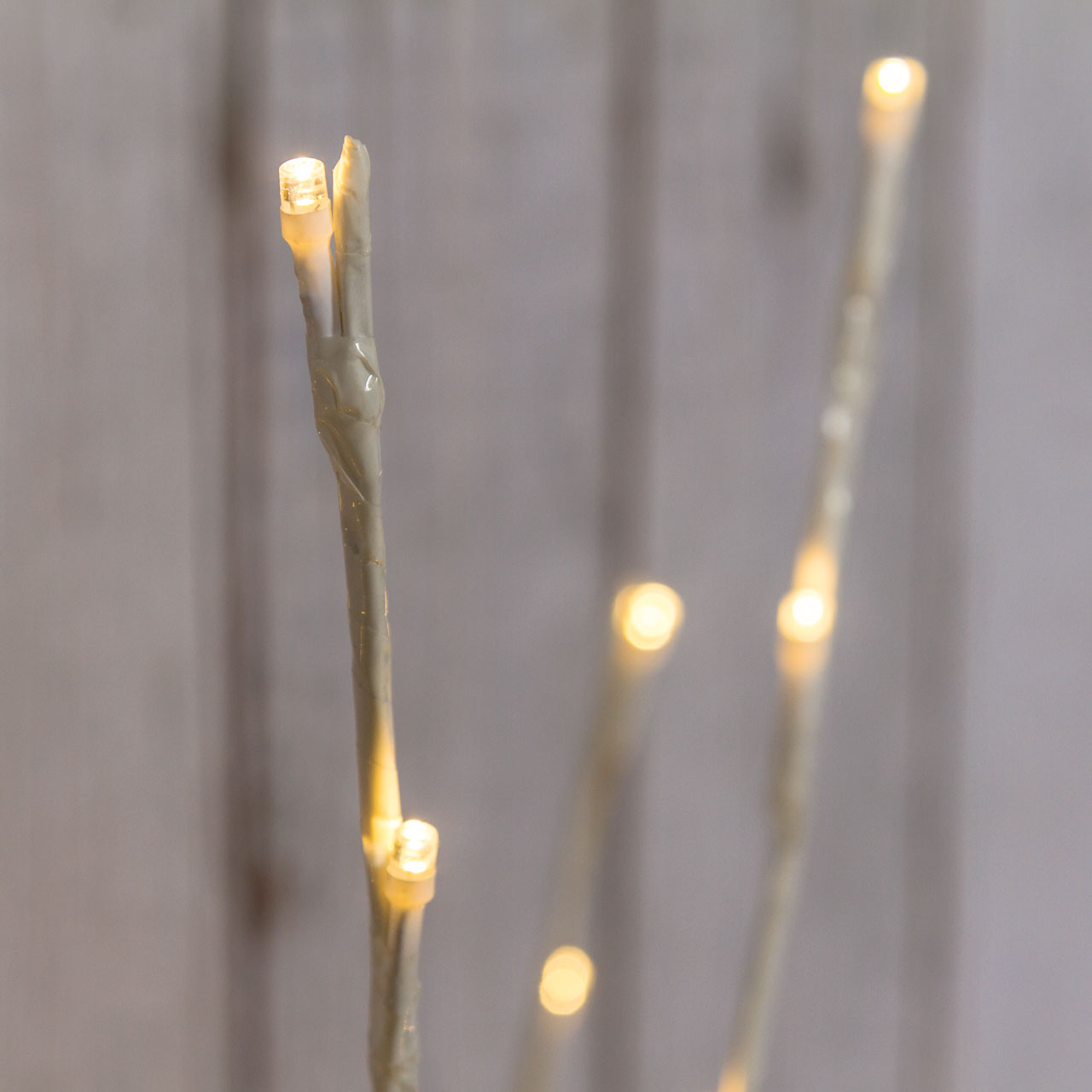 Branche blanche, h. 75 cm, led blanc chaud 12 Branche blanche, h. 75 cm, led blanc chaud 12