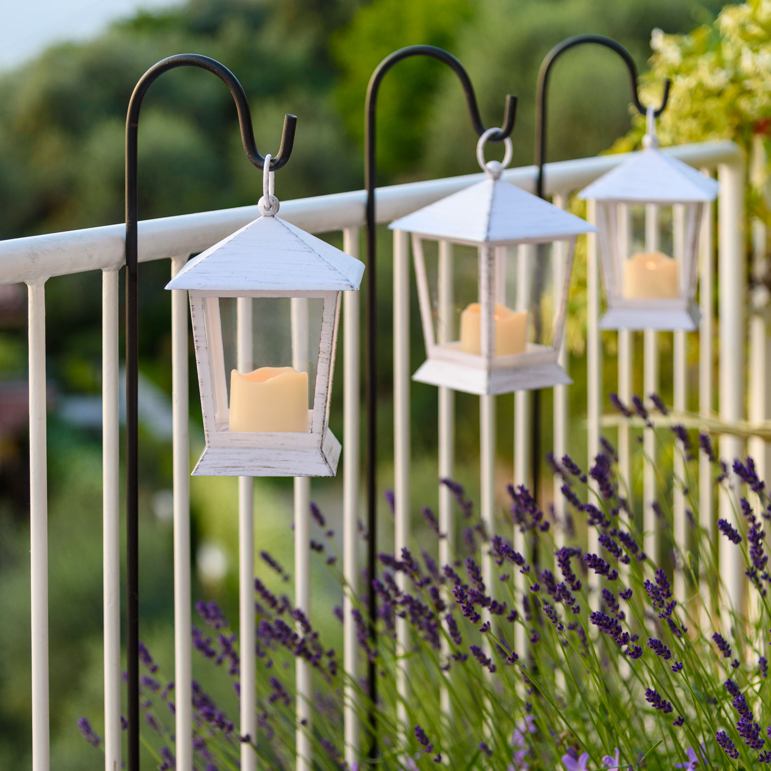 4er Set Schwarzer Laternenstab h 110 cm 8 4er Set Schwarzer Laternenstab h 110 cm 8