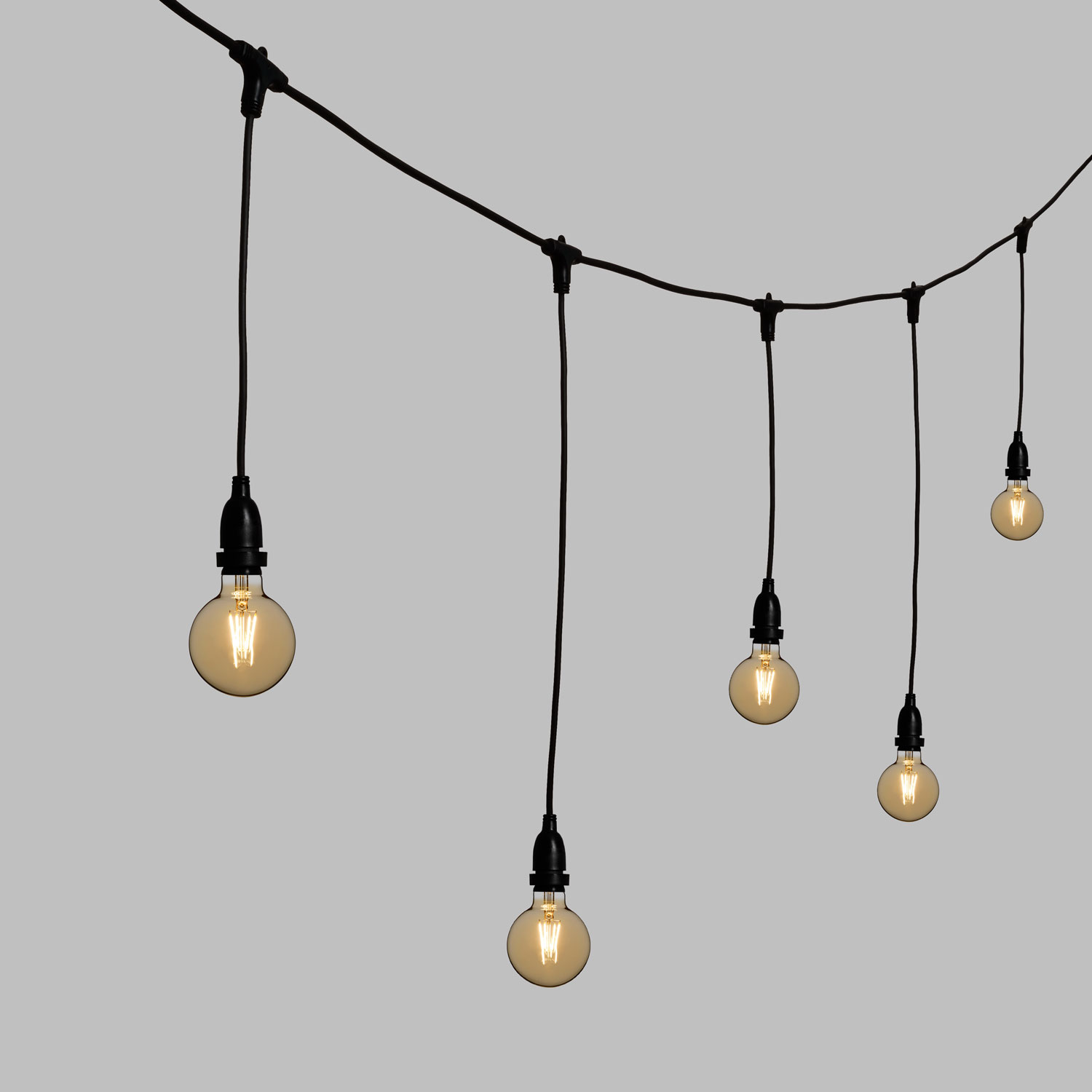 Guirnalda 5m con bombillas led colgantes de 8W globo Ø 95mm, regulables 4 Guirnalda 5m con bombillas led colgantes de 8W globo Ø 95mm, regulables 4