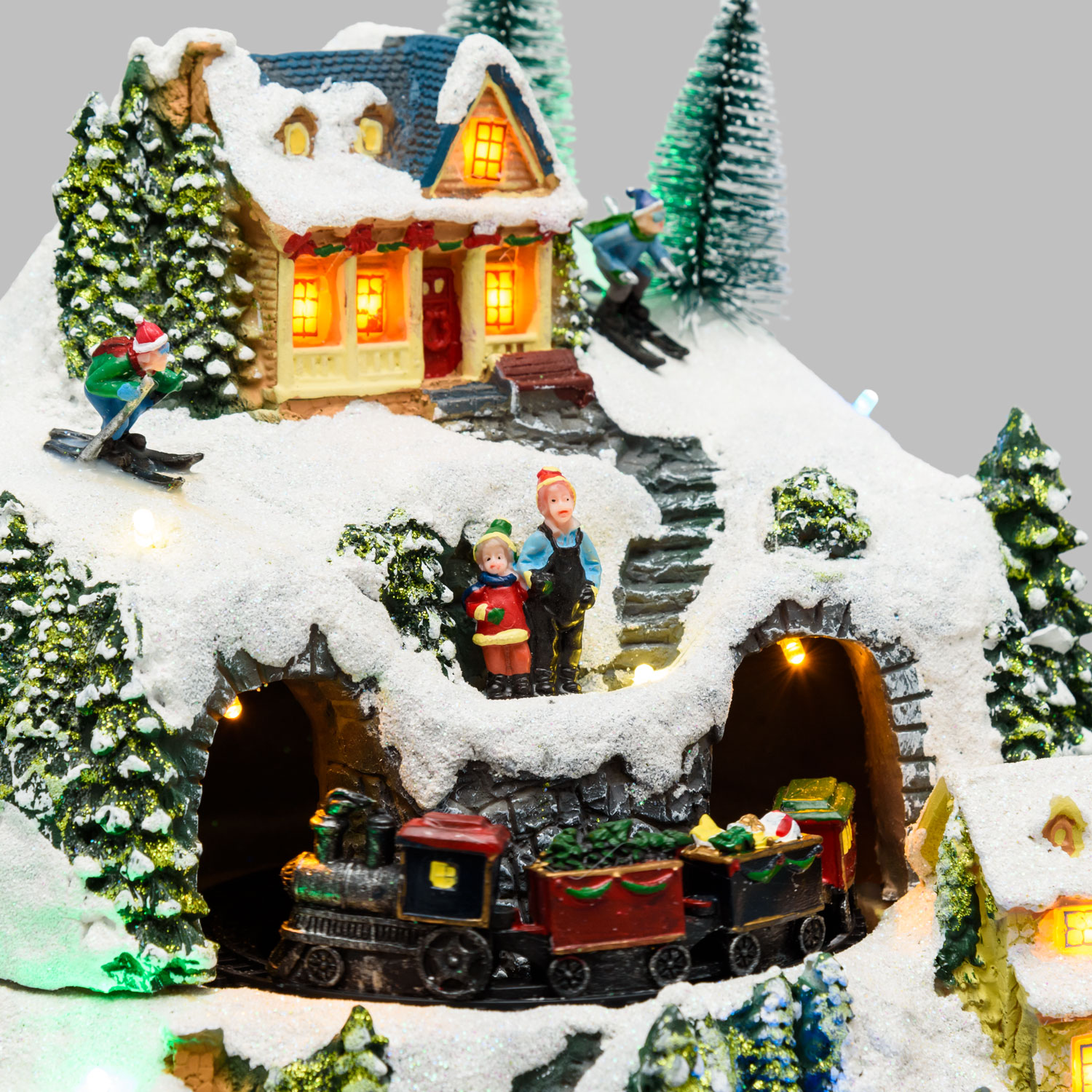 Pueblo de Navidad nevado con Trenecito, Árbol y Tiovivo giratorios, h 31 cm, villancicos 8 Pueblo de Navidad nevado con Trenecito, Árbol y Tiovivo giratorios, h 31 cm, villancicos 8