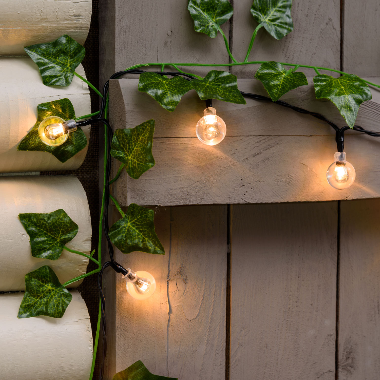 5 m Solar string, 50 clear spheres Ø 20 mm, warm white led 11 5 m Solar string, 50 clear spheres Ø 20 mm, warm white led 11