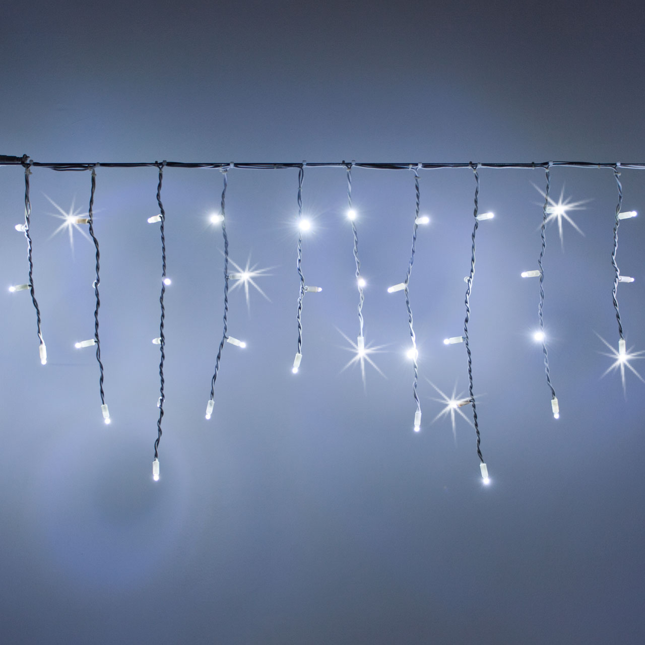 Stalactite 3 x h. 0,5 m, 114 MaxiLED blanc froid, IP67 4 Stalactite 3 x h. 0,5 m, 114 MaxiLED blanc froid, IP67 4