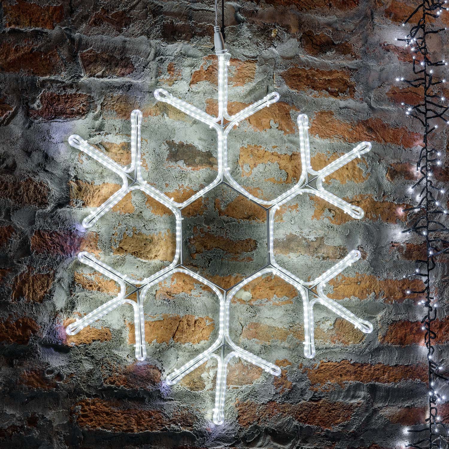 Flocon de neige en tube led utra lumineux 70 x 67 cm, led blanc froid Flocon de neige en tube led utra lumineux 70 x 67 cm, led blanc froid