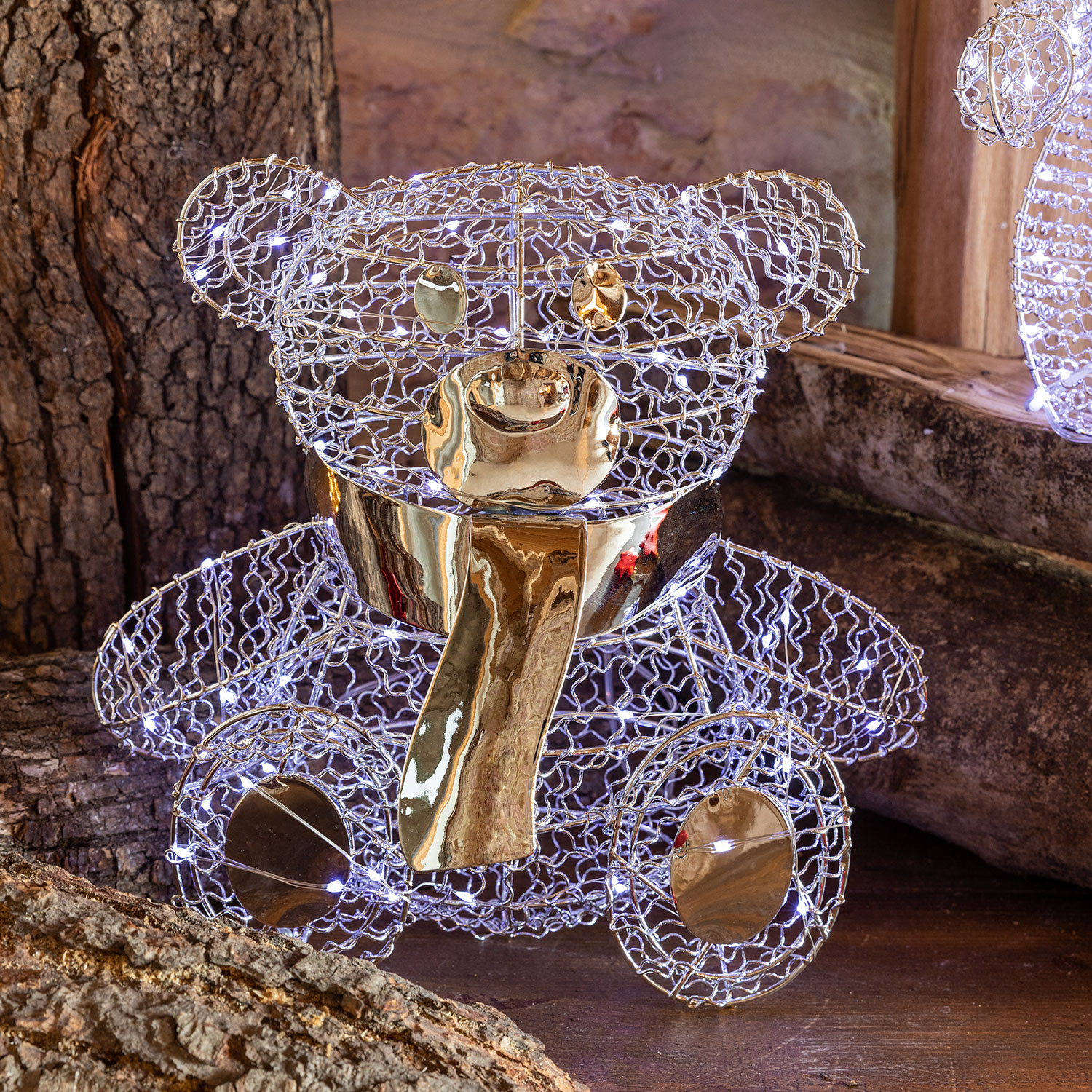Sitzender Teddybär aus Silberdraht h 27 cm, 80 MicroLEDs kaltweiß 7 Sitzender Teddybär aus Silberdraht h 27 cm, 80 MicroLEDs kaltweiß 7