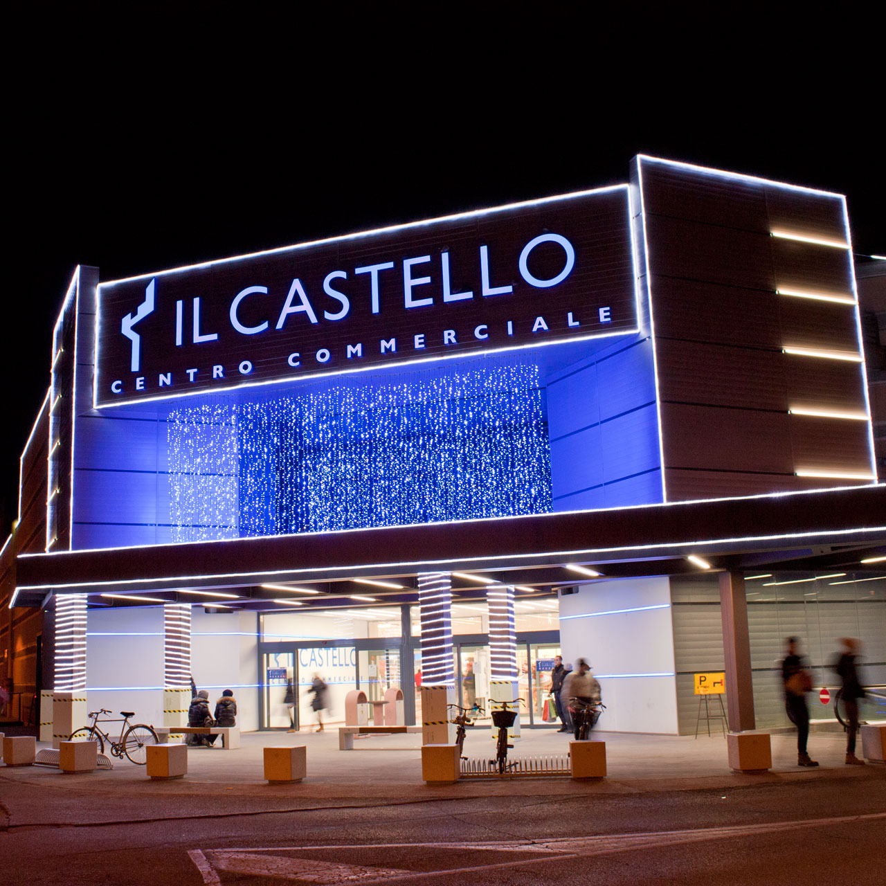 45m White LEDs Rope Lights, 13mm diameter, 230V 3 45m White LEDs Rope Lights, 13mm diameter, 230V 3