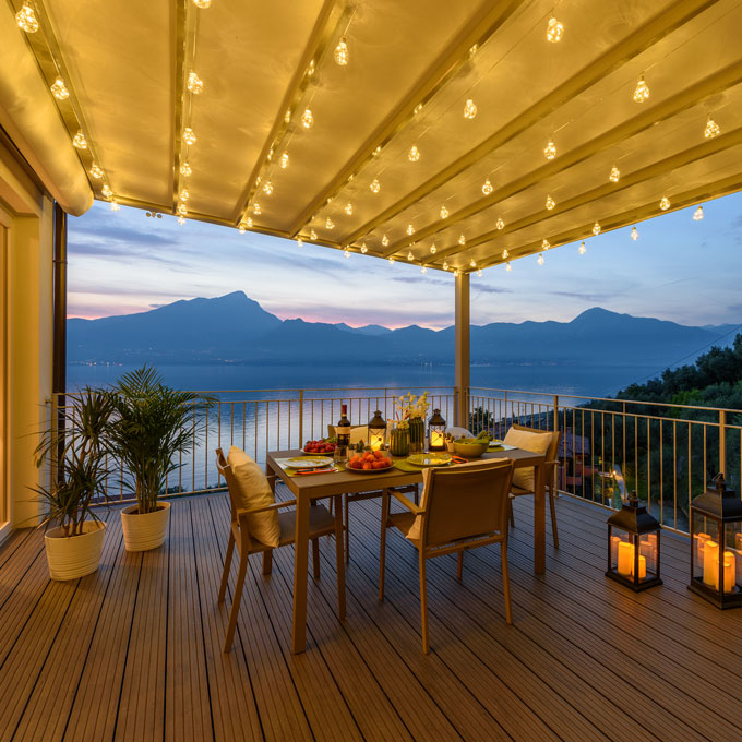 Catenarie di lampadine Catenarie di lampadine