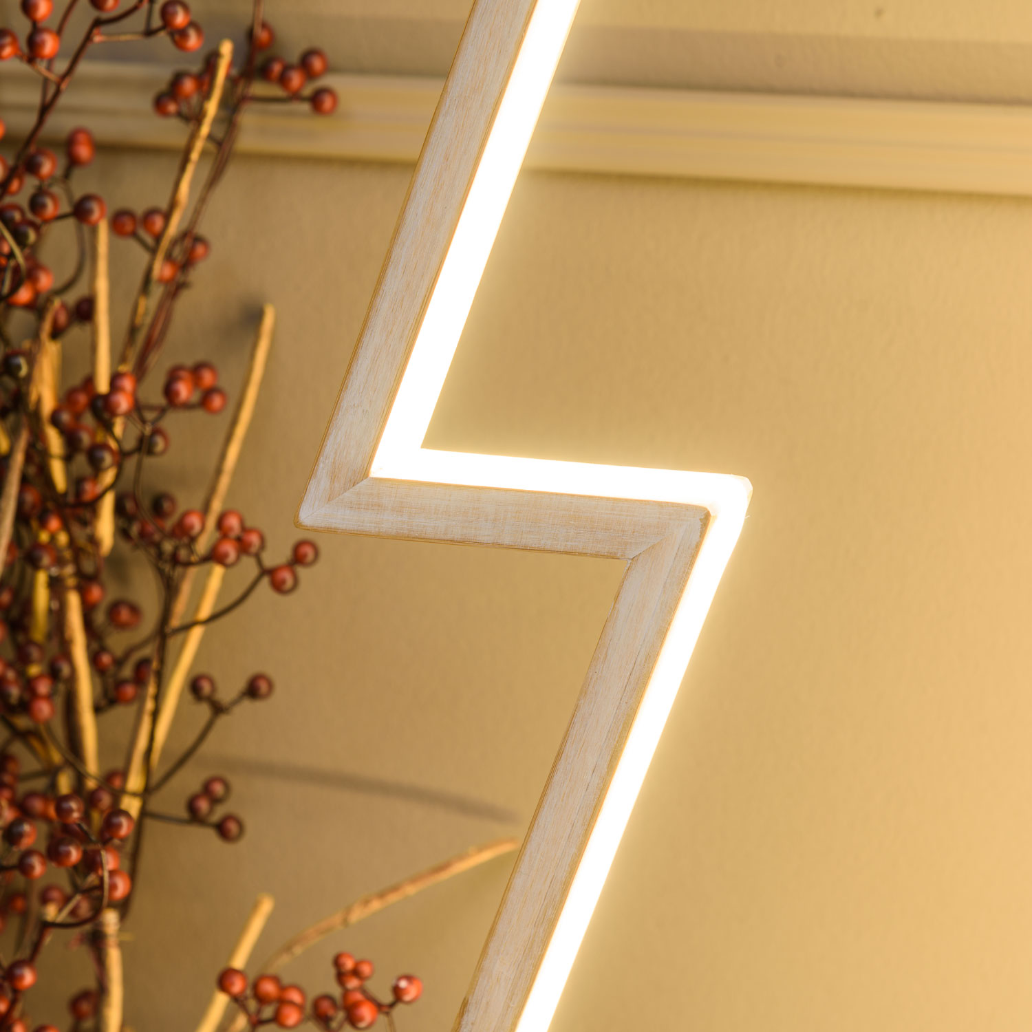 LED-Tannenbaum aus weißem Naturholz auf Fuß, 170 cm, RGB und warmweiß, Innenbereich 3 LED-Tannenbaum aus weißem Naturholz auf Fuß, 170 cm, RGB und warmweiß, Innenbereich 3