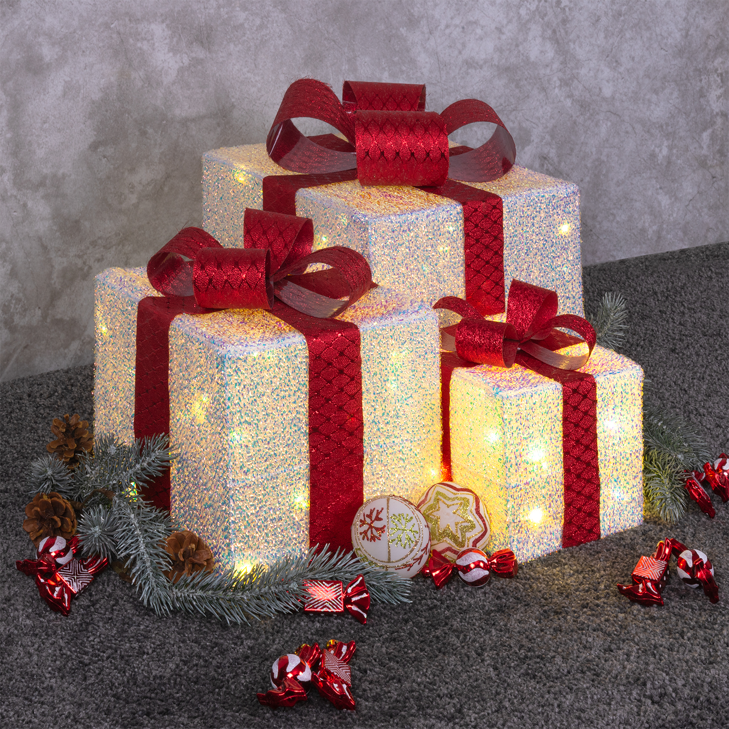 Set aus 3 leuchtenden 3D-Geschenkpaketen aus irisierendem Gewebe, warmweiße LEDs, für Innenbereich