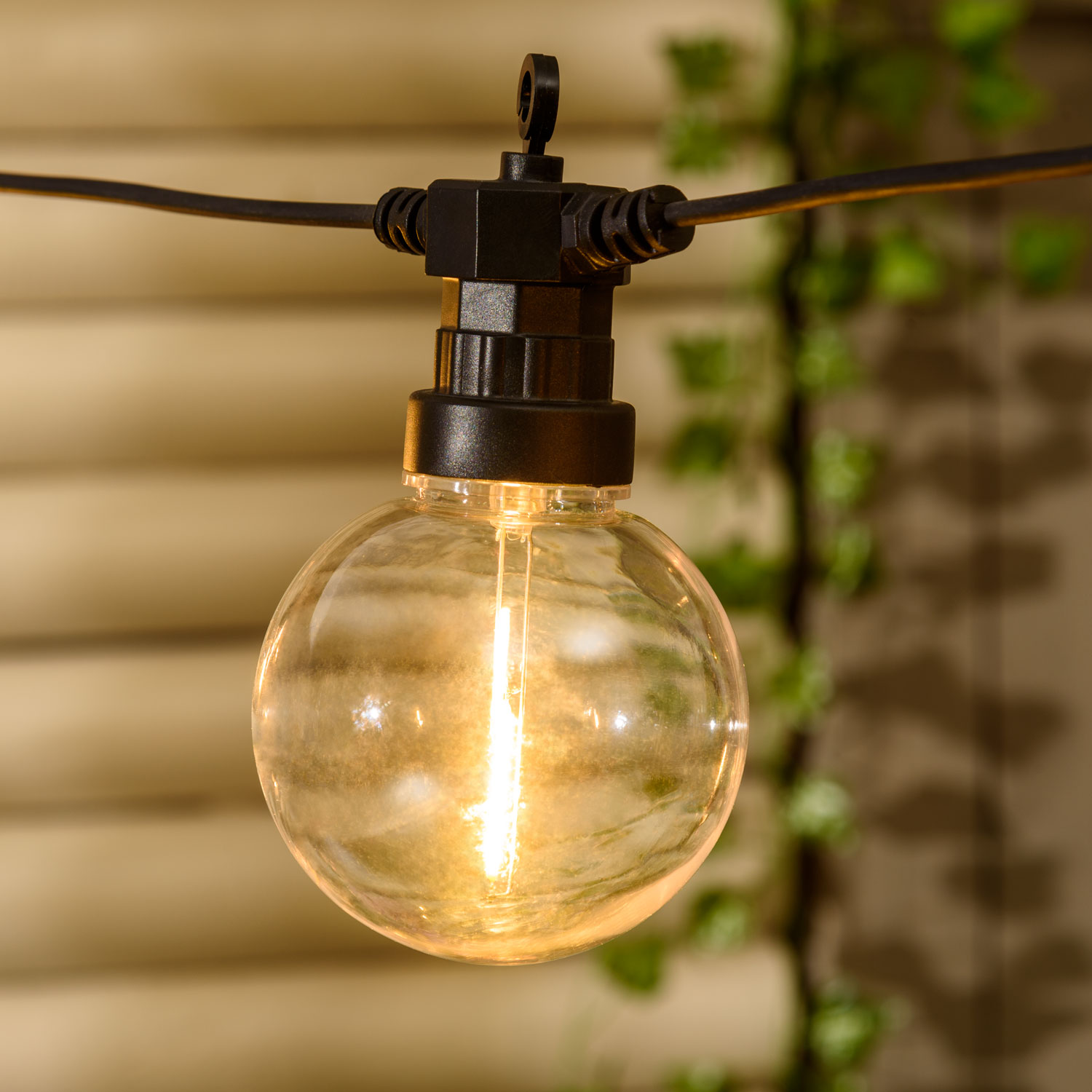 Guirlande de 20 ampoules transparentes globe Ø 80 mm, filament led blanc chaud 6 Guirlande de 20 ampoules transparentes globe Ø 80 mm, filament led blanc chaud 6