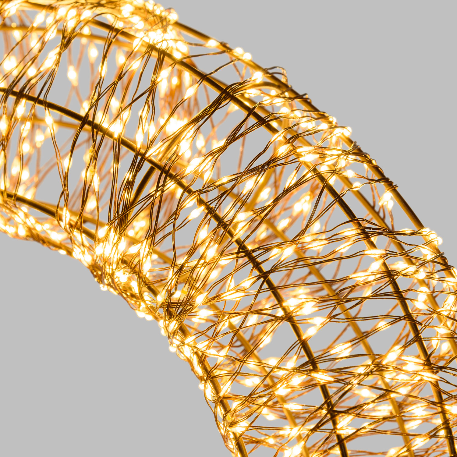 Couronne 3D, Ø 55 cm, 3000 Micro ledblanc chaud et blanc froid, intérieur 6 Couronne 3D, Ø 55 cm, 3000 Micro ledblanc chaud et blanc froid, intérieur 6