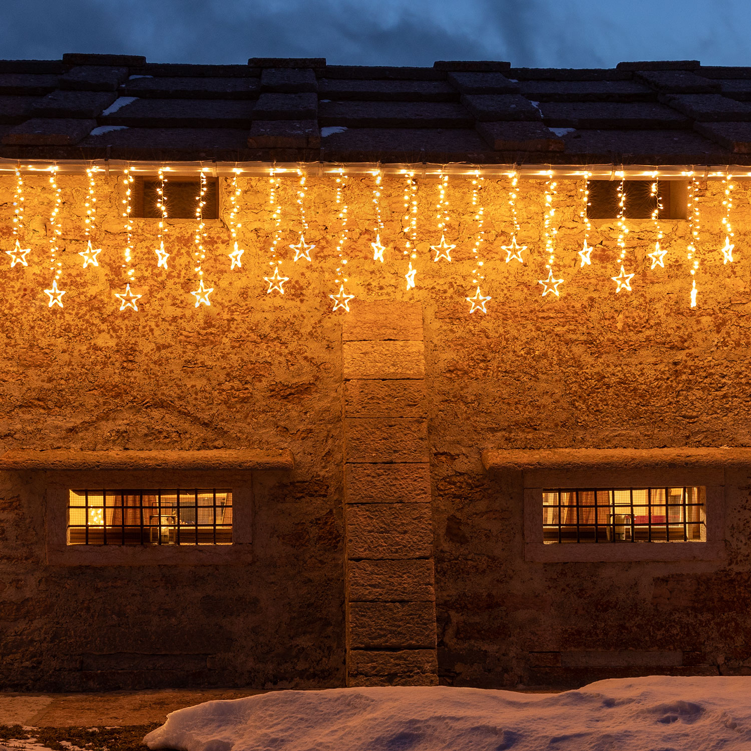 Stalactite décorée d'étoiles, 5 x H 1,05 m, 620 led blanc chaud 8 Stalactite décorée d'étoiles, 5 x H 1,05 m, 620 led blanc chaud 8