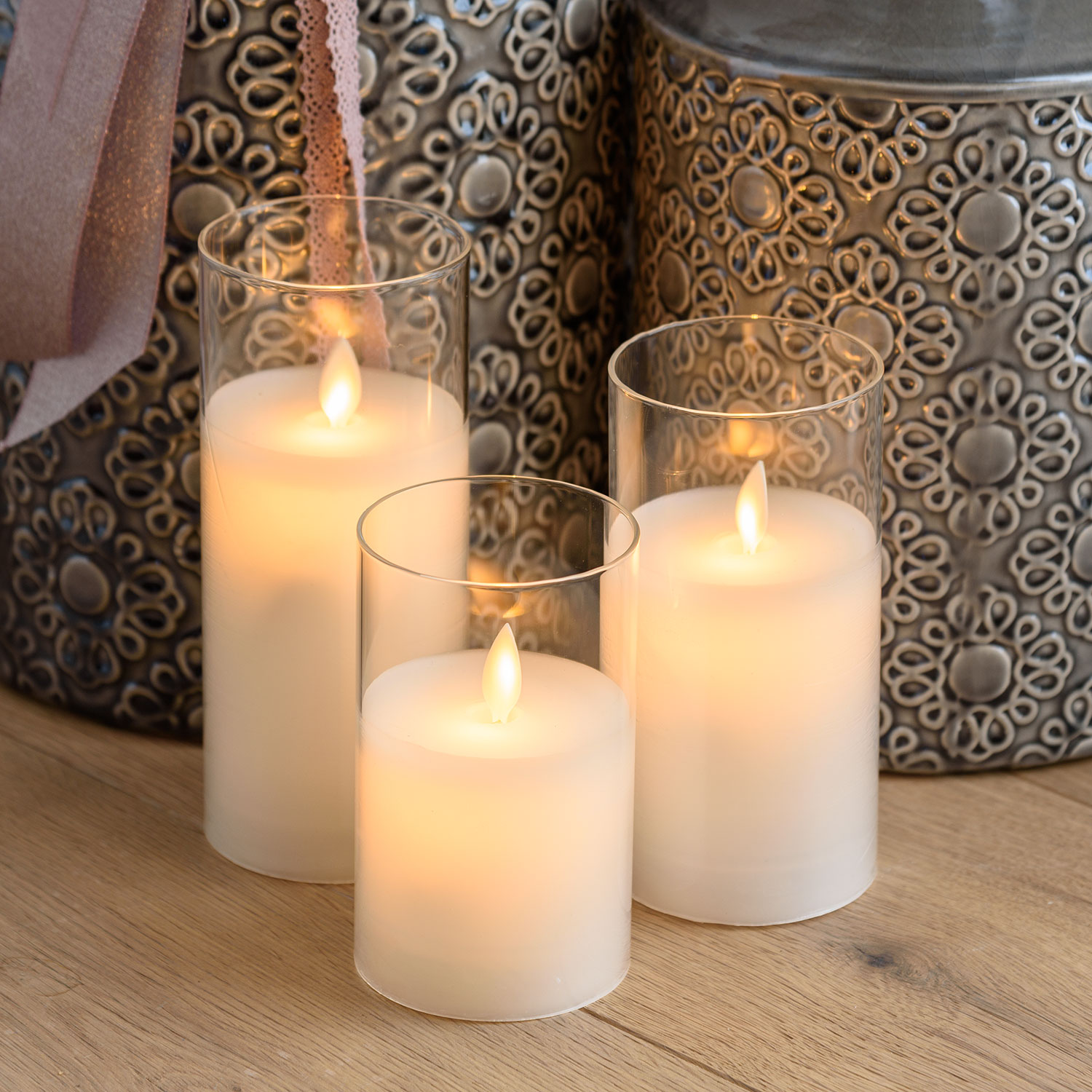 Lot de 3 bougies dans un verre, à piles, led blanc chaud 6 Lot de 3 bougies dans un verre, à piles, led blanc chaud 6