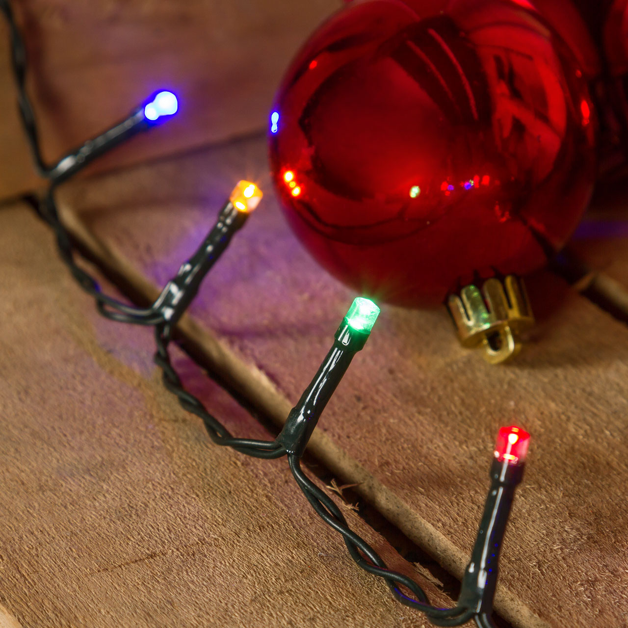 Lichterkette 1,9 m, 48 LEDs multicolor 7 Lichterkette 1,9 m, 48 LEDs multicolor 7