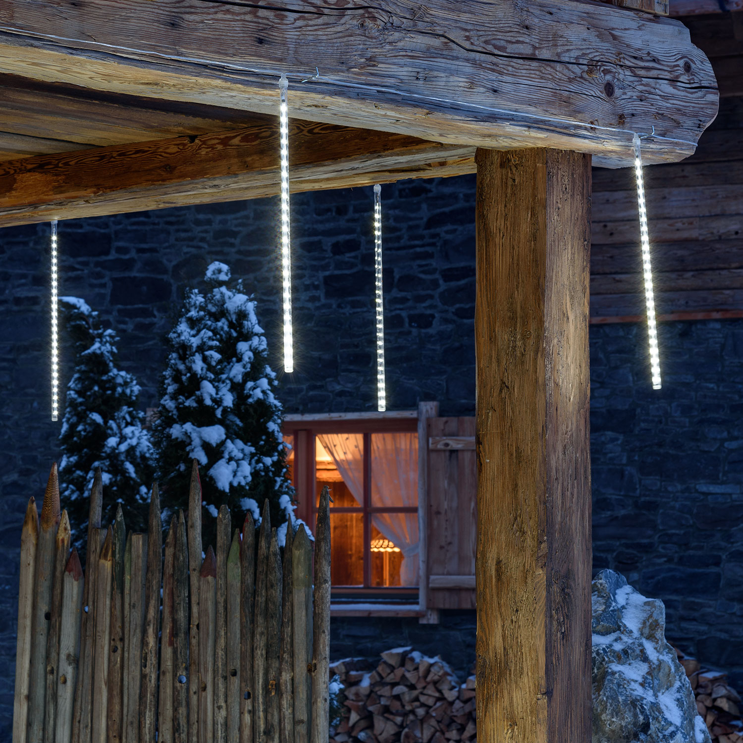 Catena di 10 tubi pioggia nevicata, led bianco freddo Catena di 10 tubi pioggia nevicata, led bianco freddo
