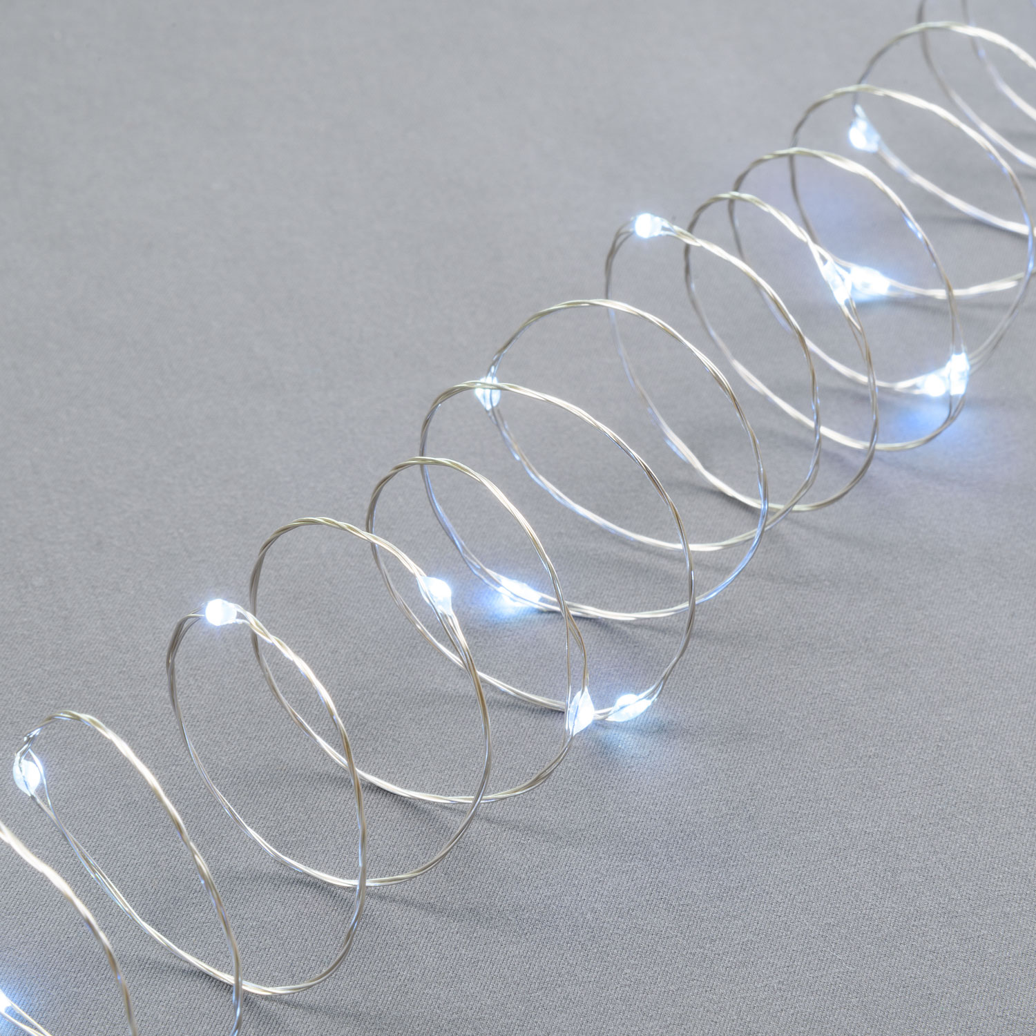 Catena 10 m, 100 microled bianco freddo Catena 10 m, 100 microled bianco freddo