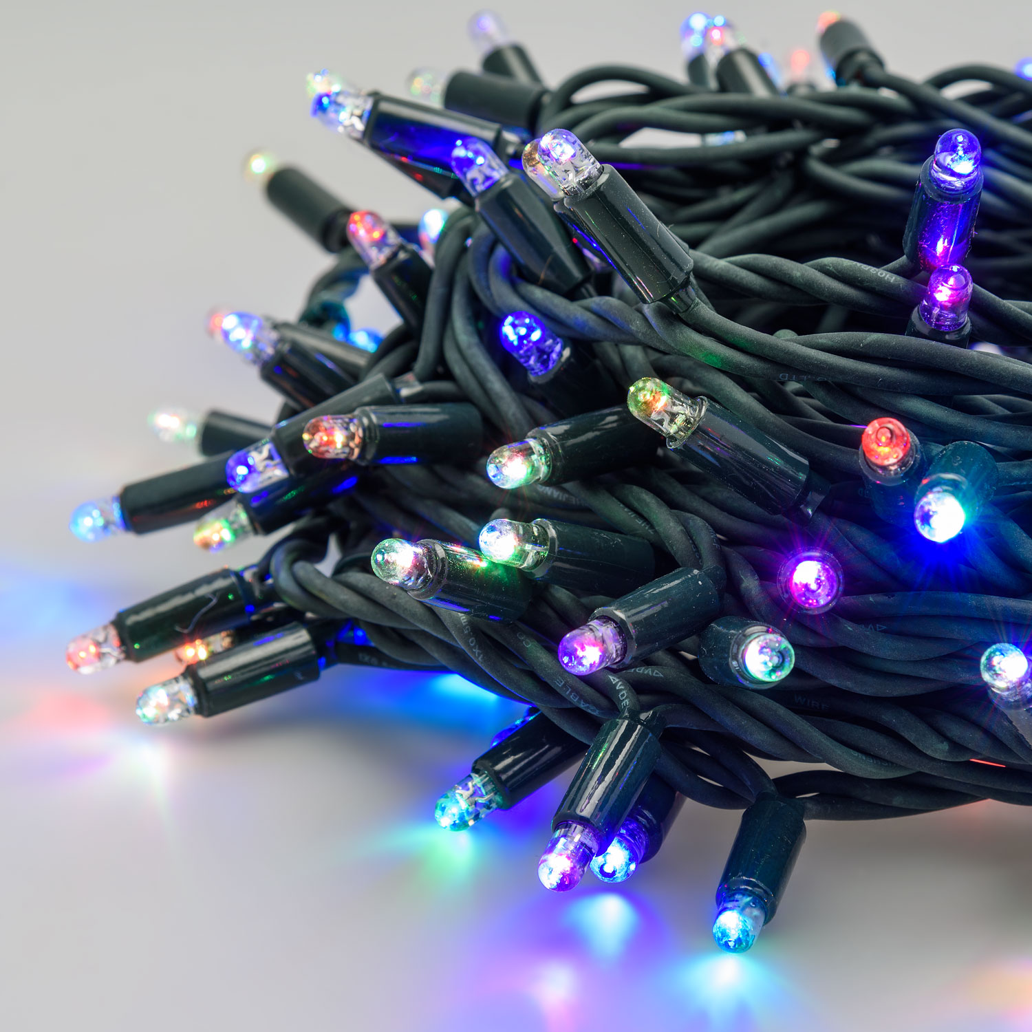 Guirlande professionnelle 10 m, 120 maxiled RGB 6 Guirlande professionnelle 10 m, 120 maxiled RGB 6